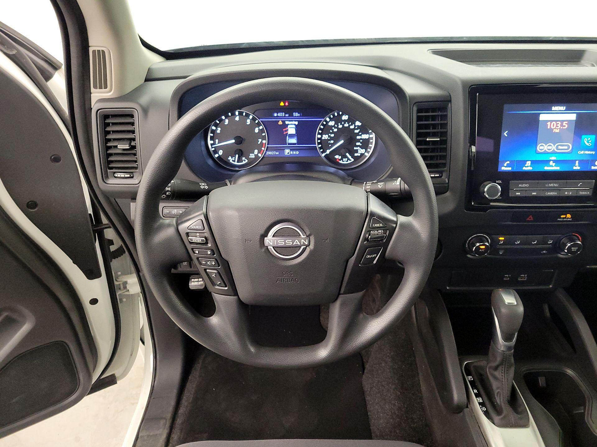 Thumbnail: 2022 Nissan Frontier - 10