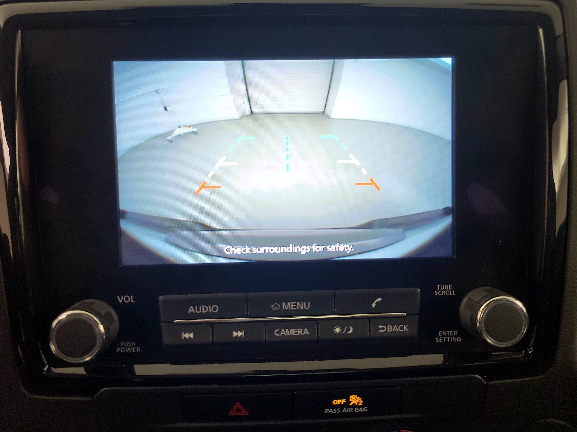 Thumbnail: 2022 Nissan Frontier - 14