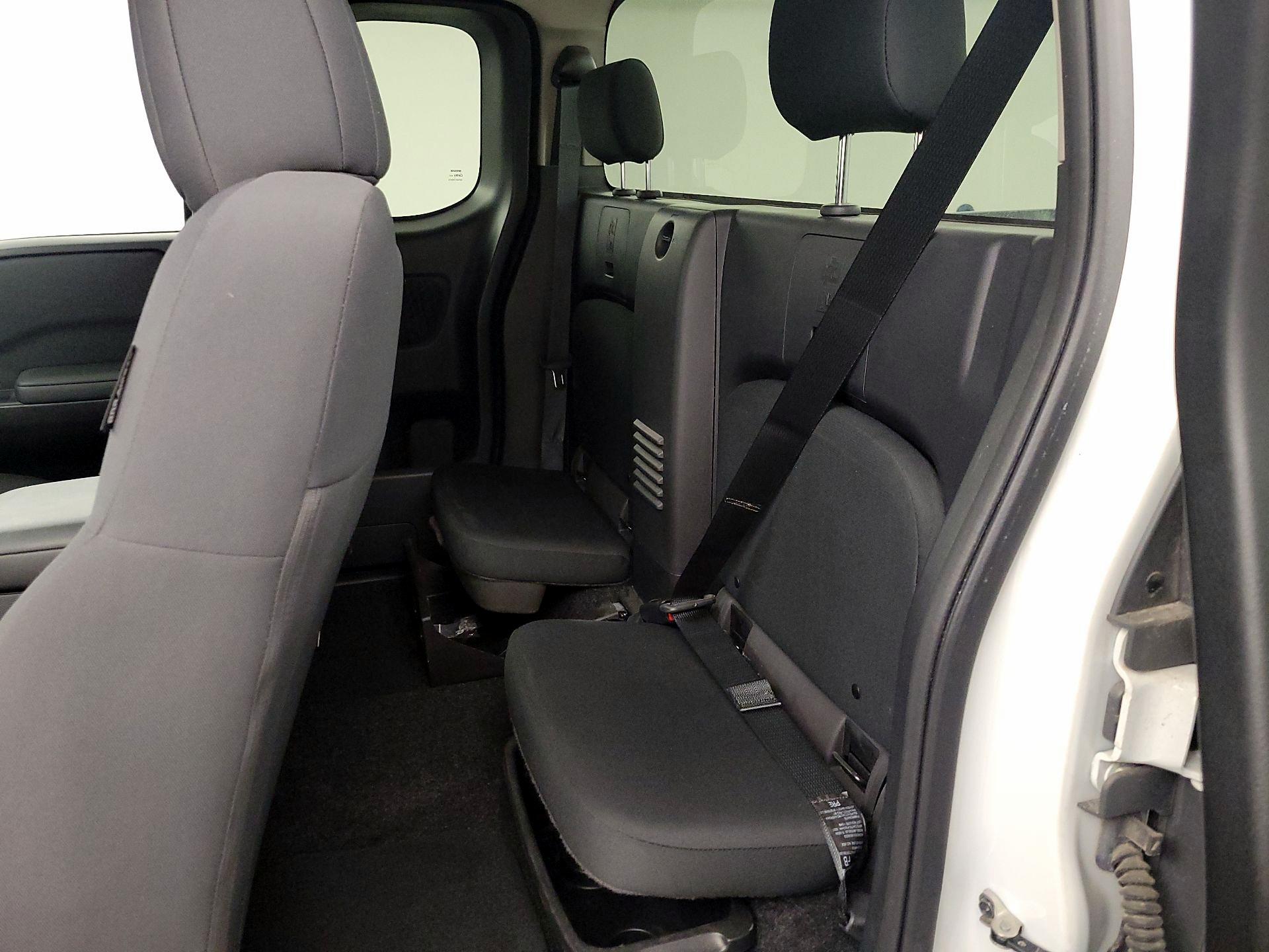 Thumbnail: 2022 Nissan Frontier - 19