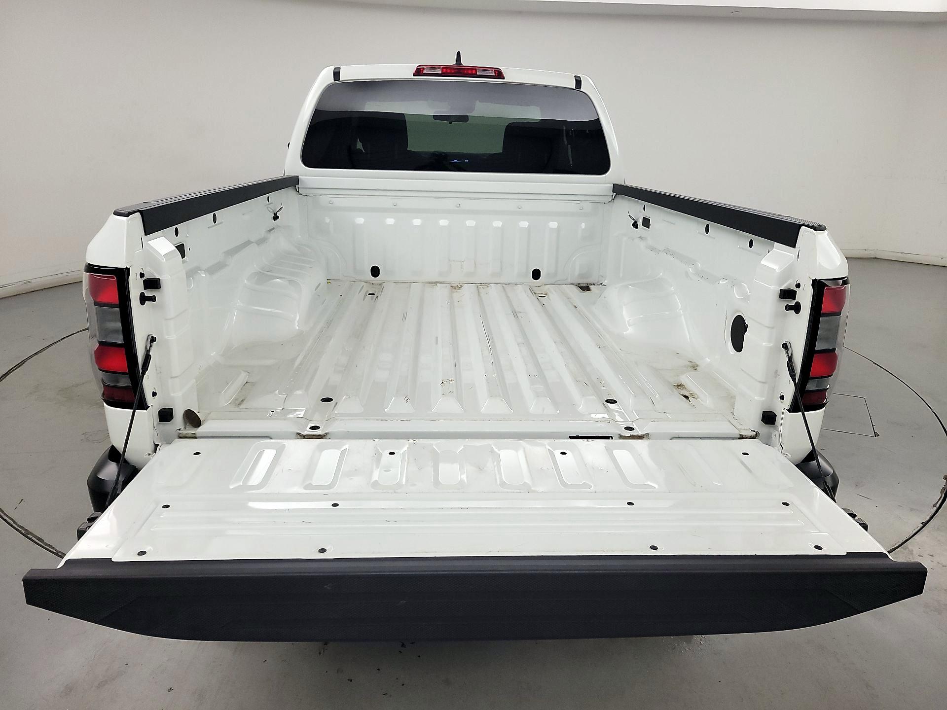 Thumbnail: 2022 Nissan Frontier - 20