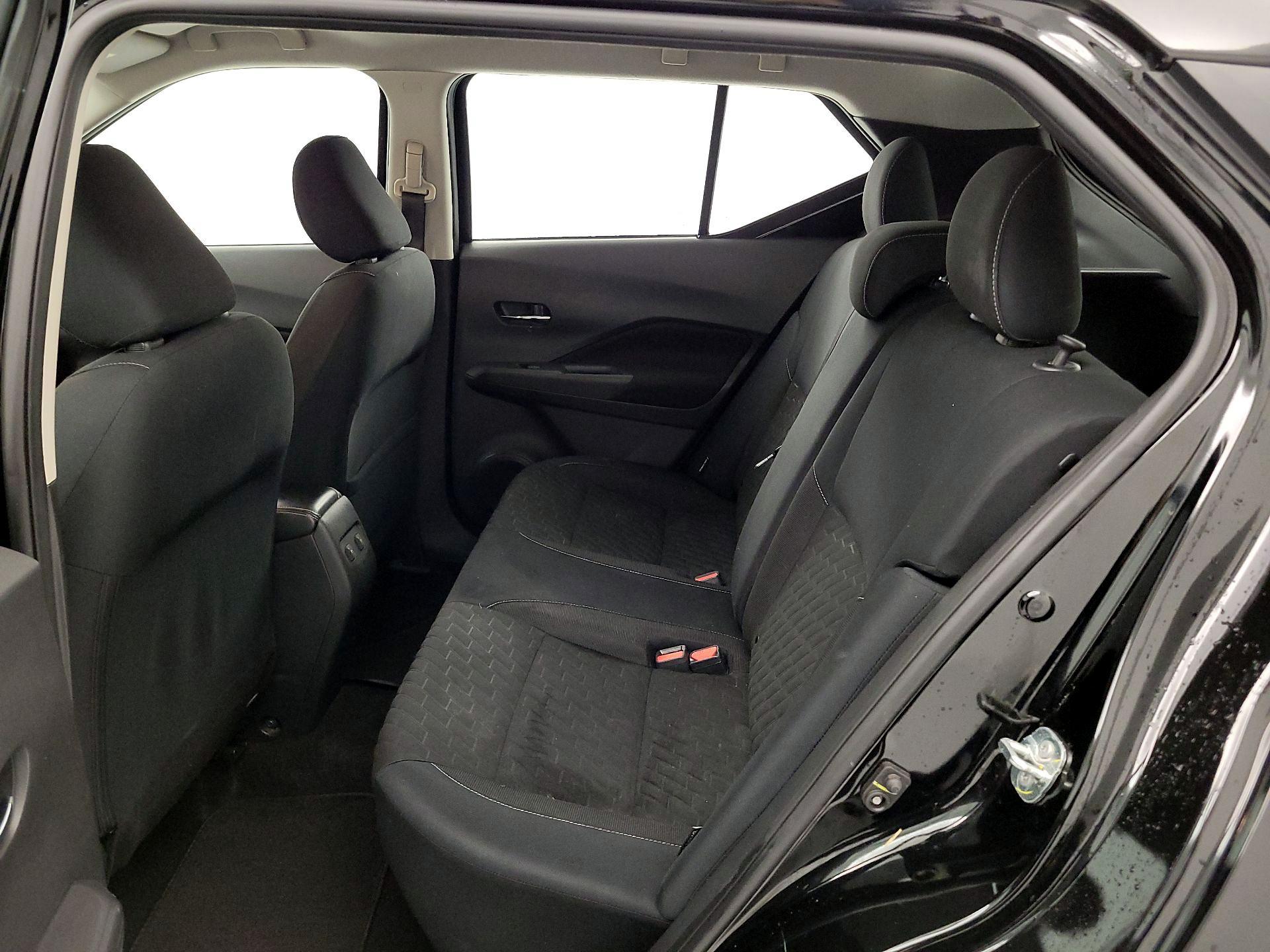 Thumbnail: 2021 Nissan Kicks - 18