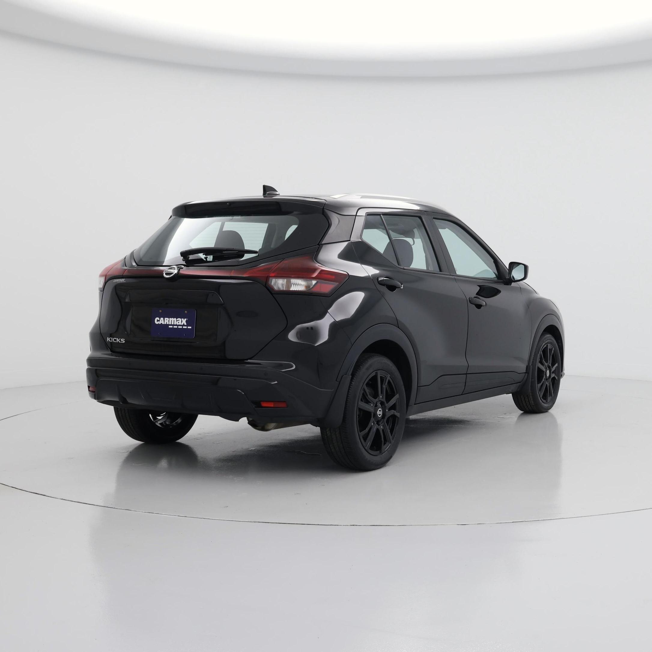 Thumbnail: 2021 Nissan Kicks - 8