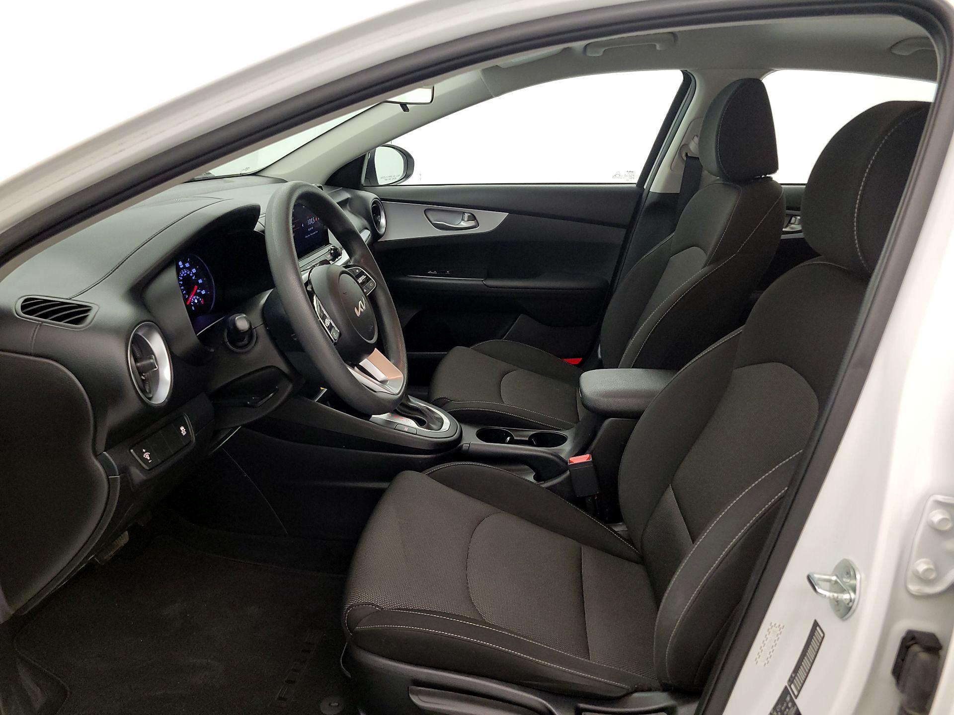 Thumbnail: 2023 Kia Forte - 11