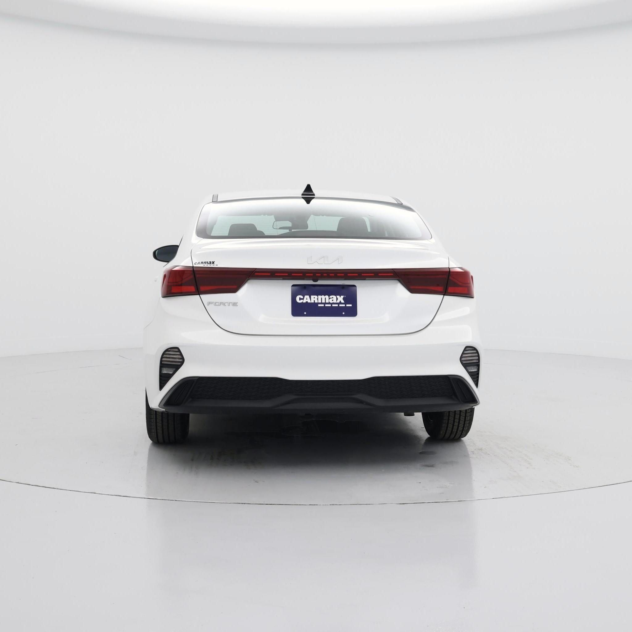 Thumbnail: 2023 Kia Forte - 6