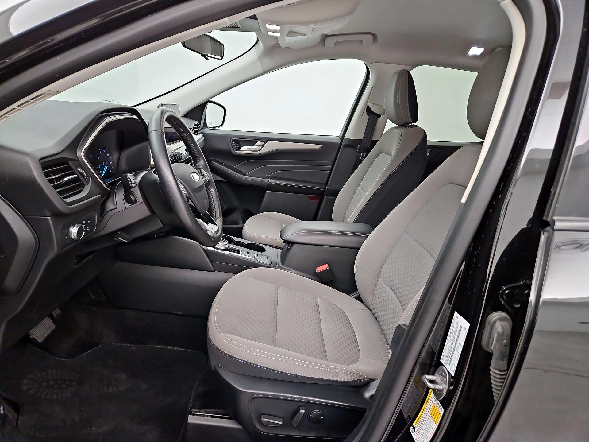 Thumbnail: 2021 Ford Escape - 11