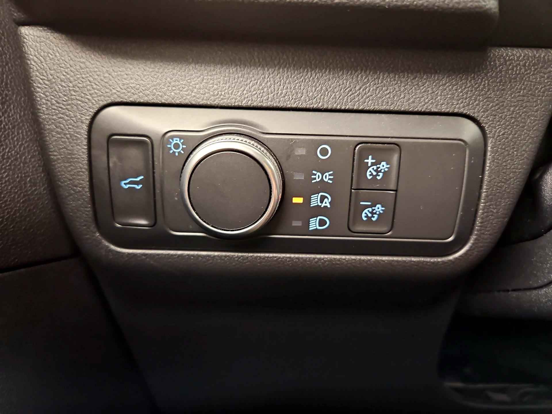 Thumbnail: 2021 Ford Escape - 13