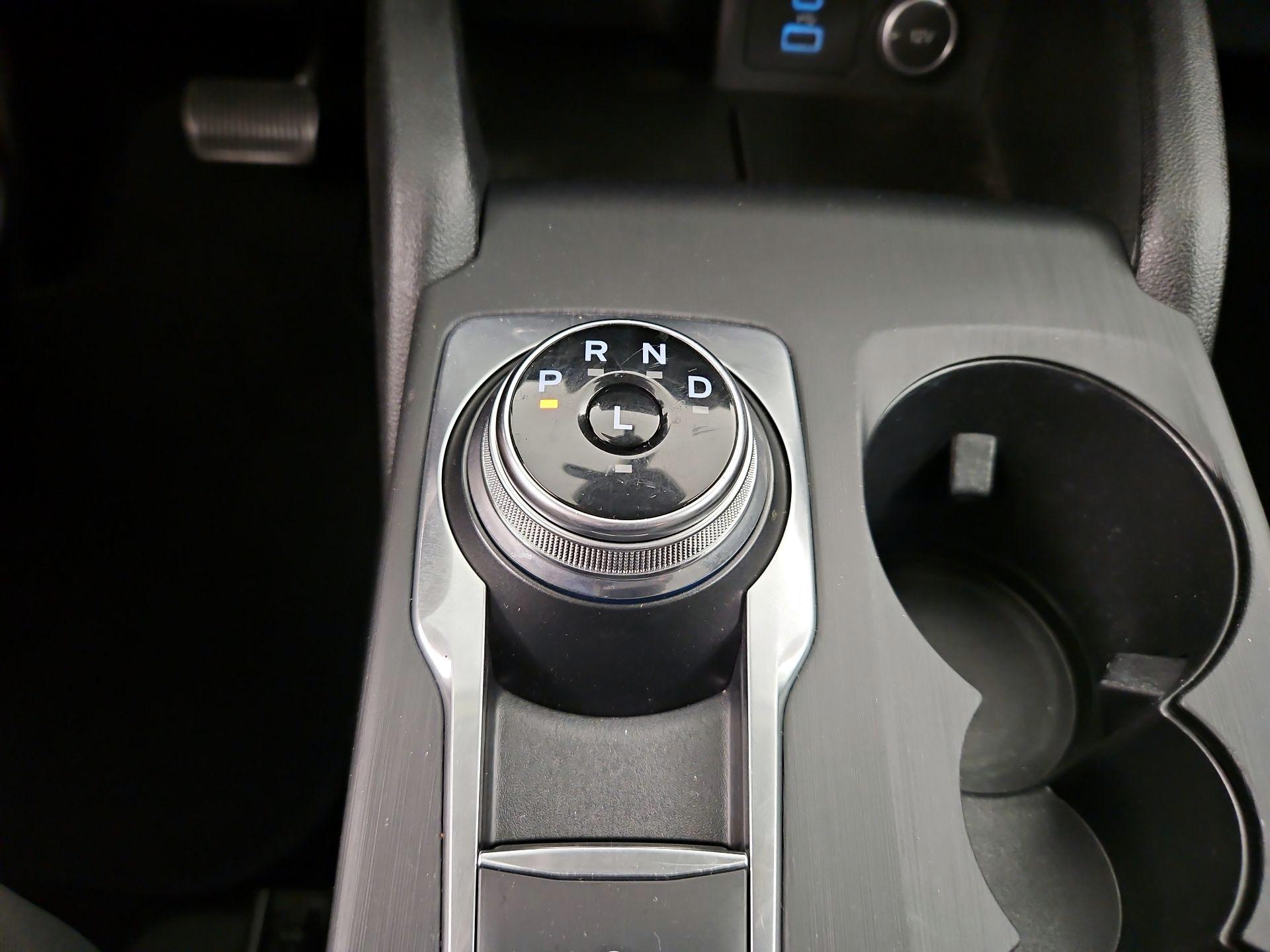 Thumbnail: 2021 Ford Escape - 17