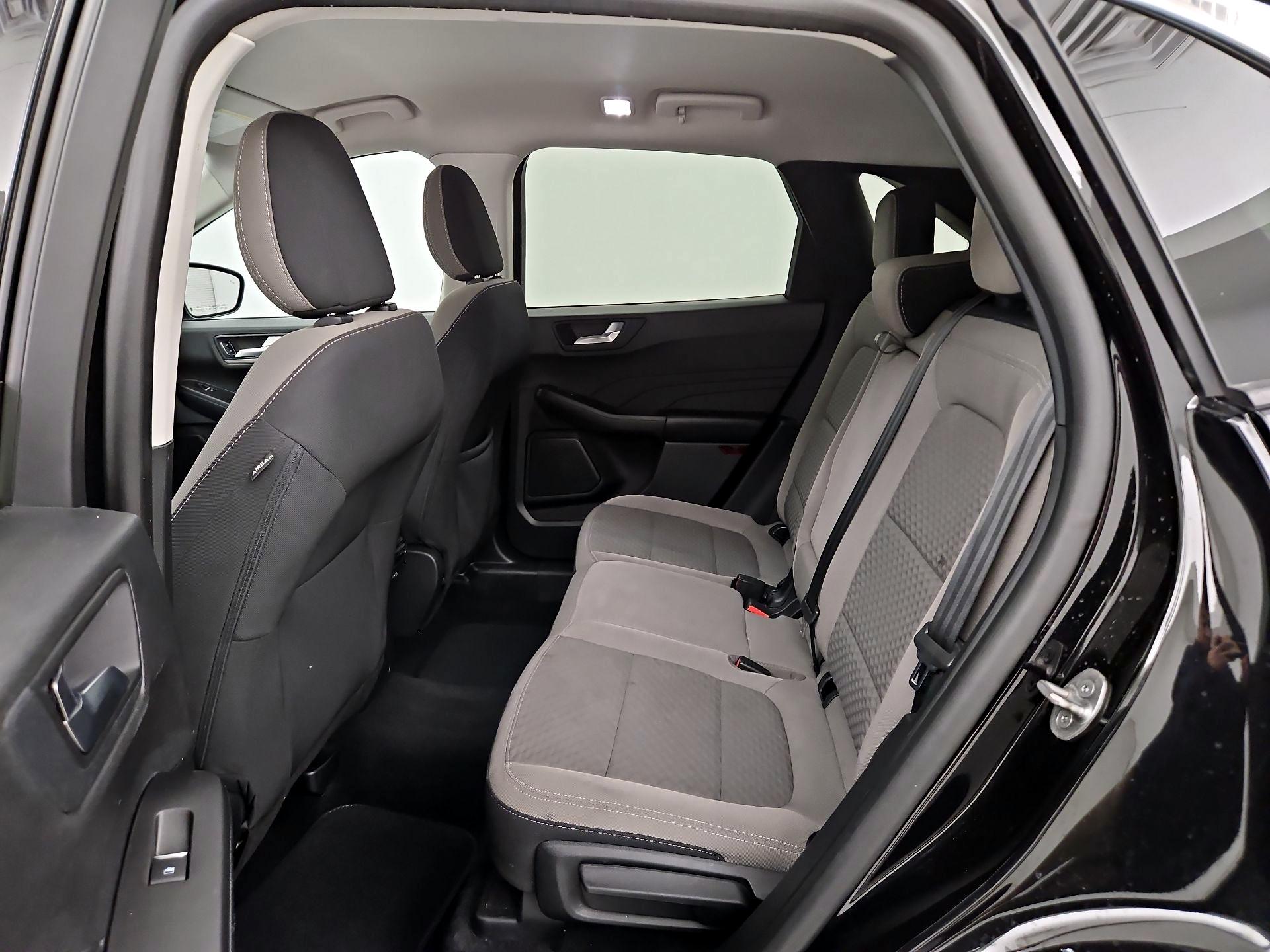 Thumbnail: 2021 Ford Escape - 19