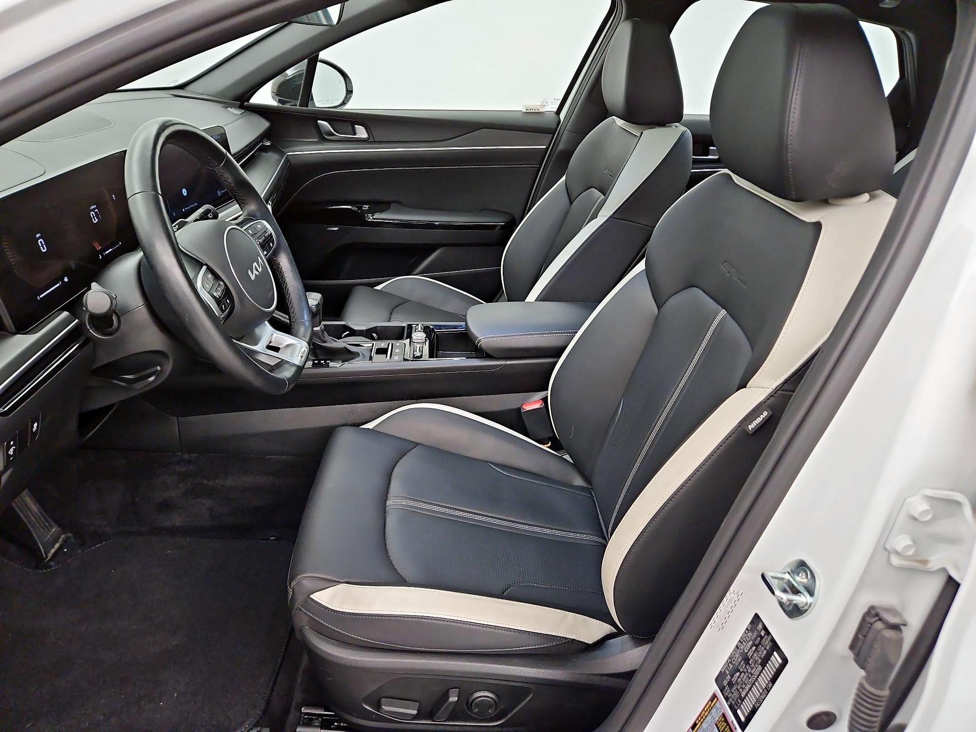 Thumbnail: 2025 Kia K5 - 11