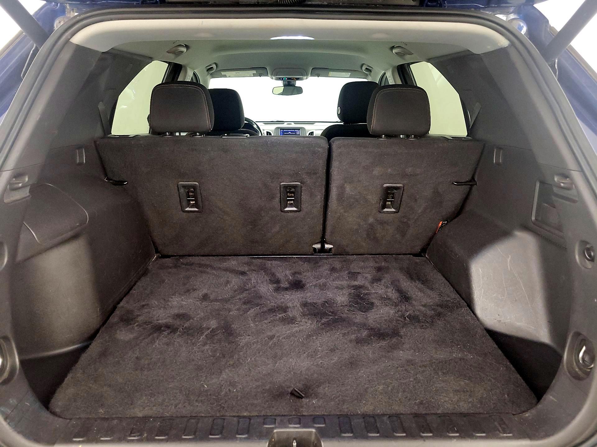 Thumbnail: 2022 Chevrolet Equinox - 20