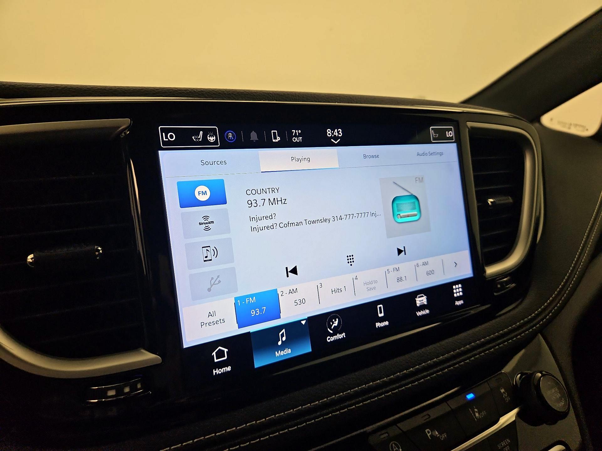 Thumbnail: 2023 Chrysler Pacifica - 15