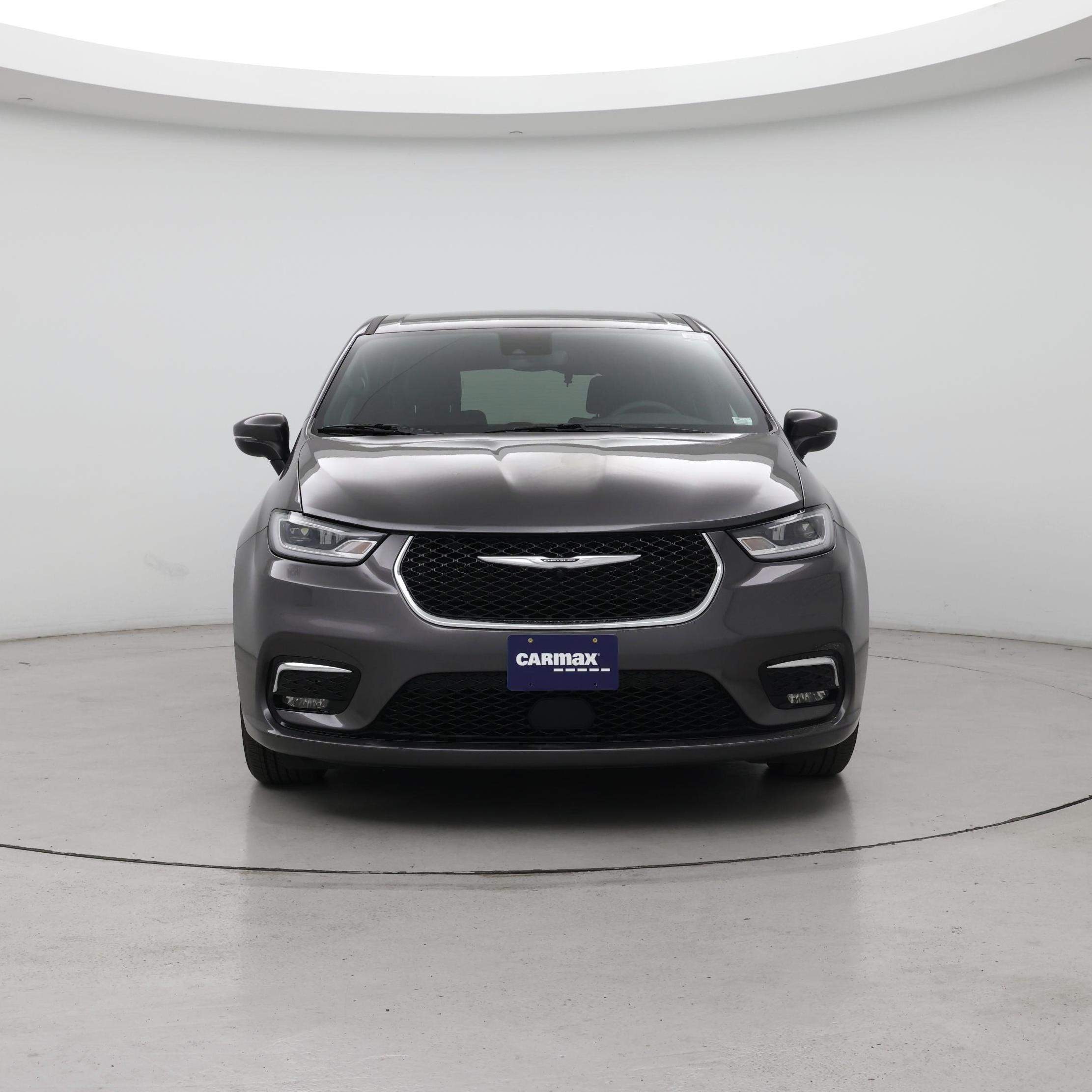 Thumbnail: 2023 Chrysler Pacifica - 5