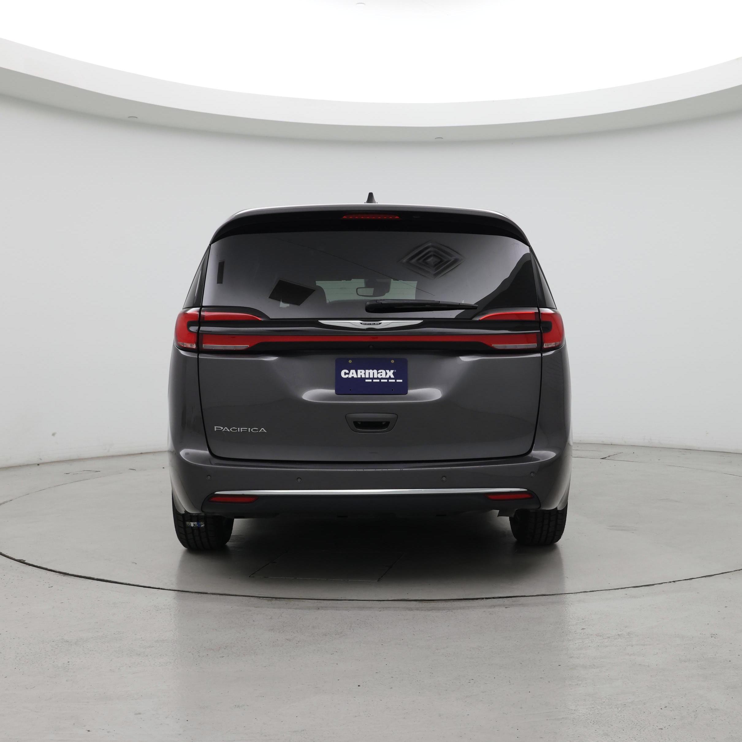 Thumbnail: 2023 Chrysler Pacifica - 6