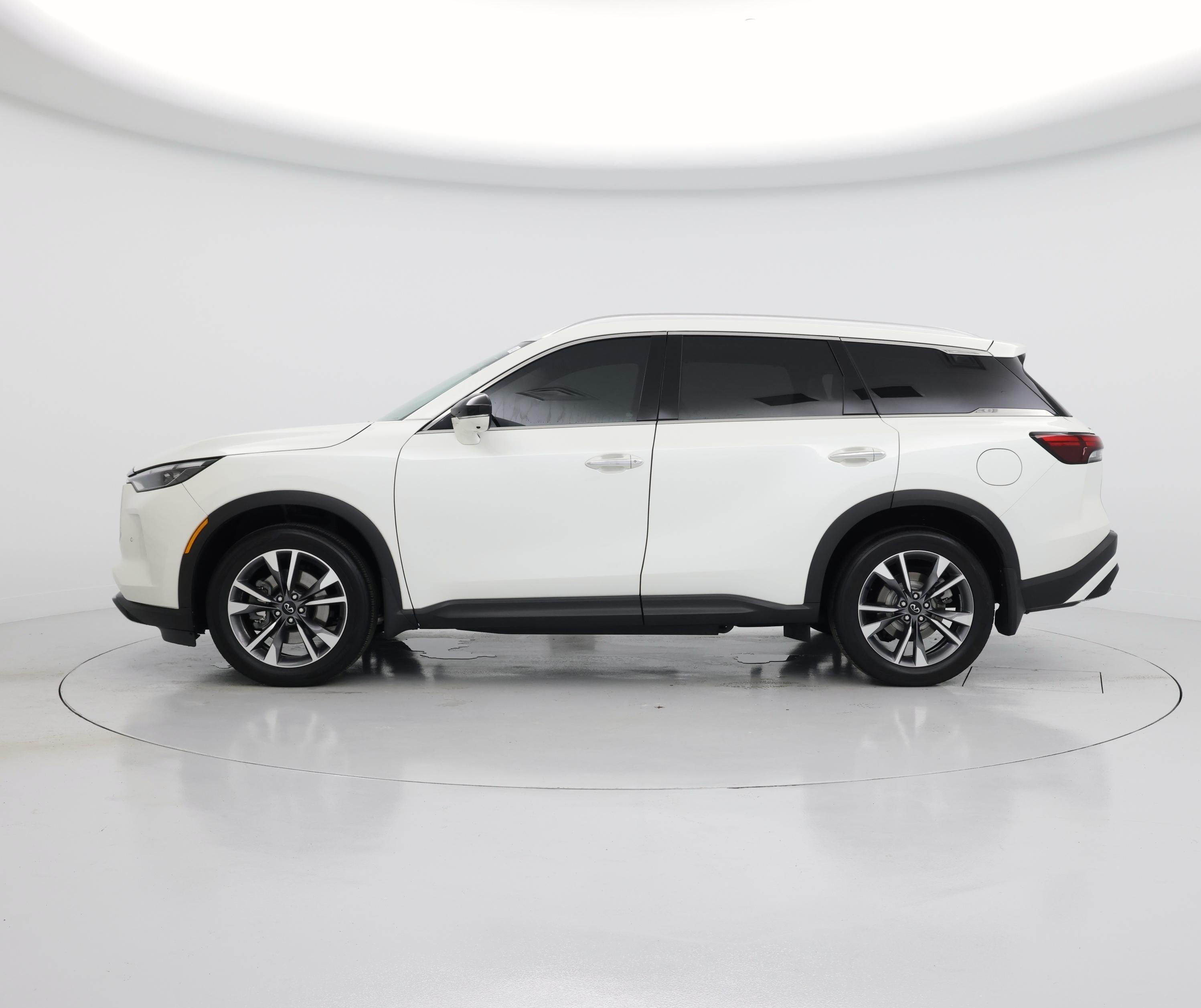 Thumbnail: 2023 INFINITI QX60 - 3