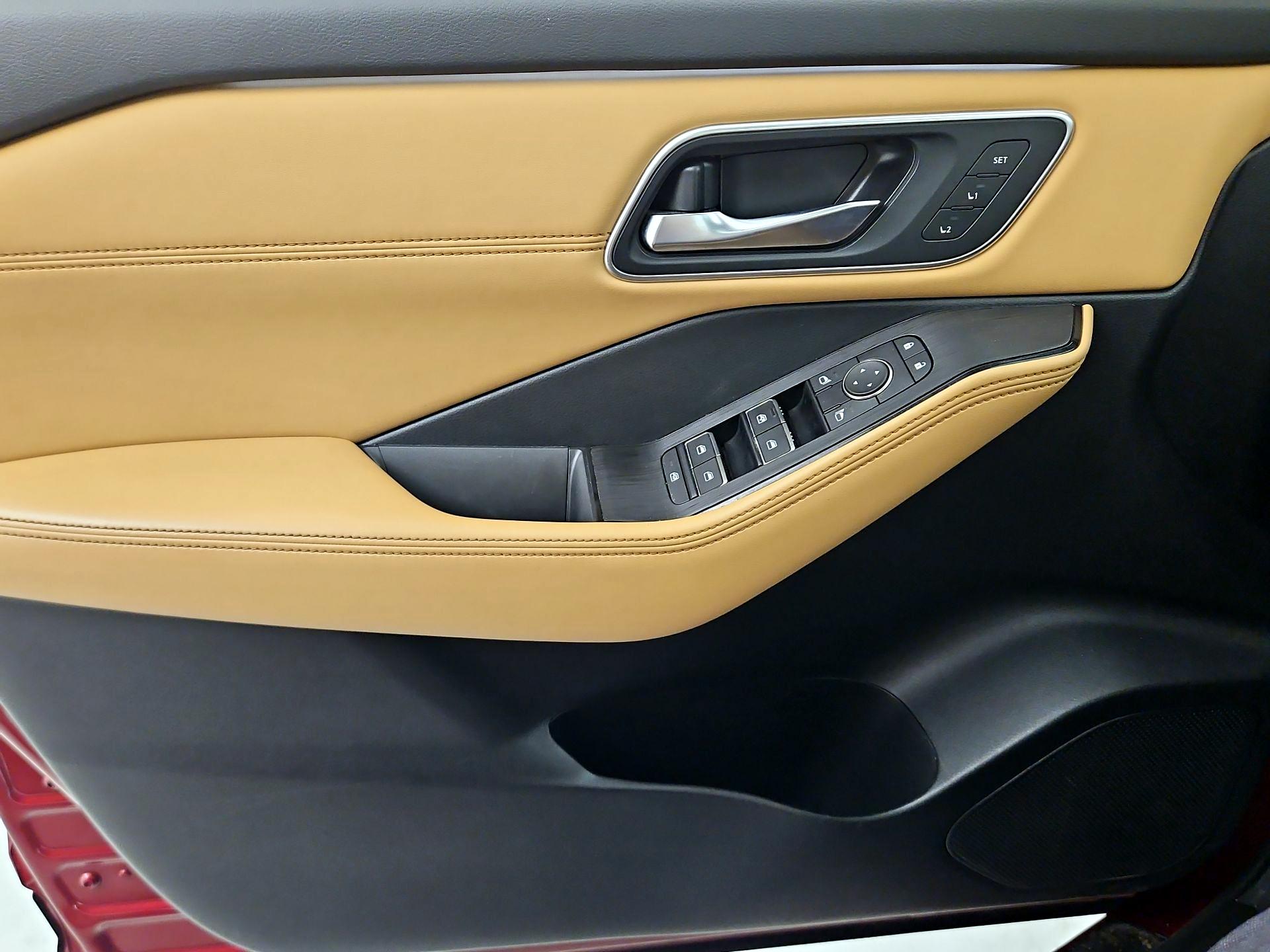 Thumbnail: 2023 Nissan Rogue - 12