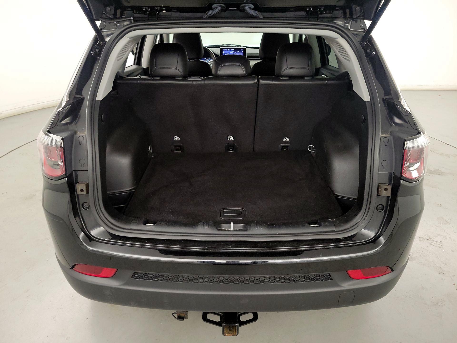 Thumbnail: 2022 Jeep Compass - 20