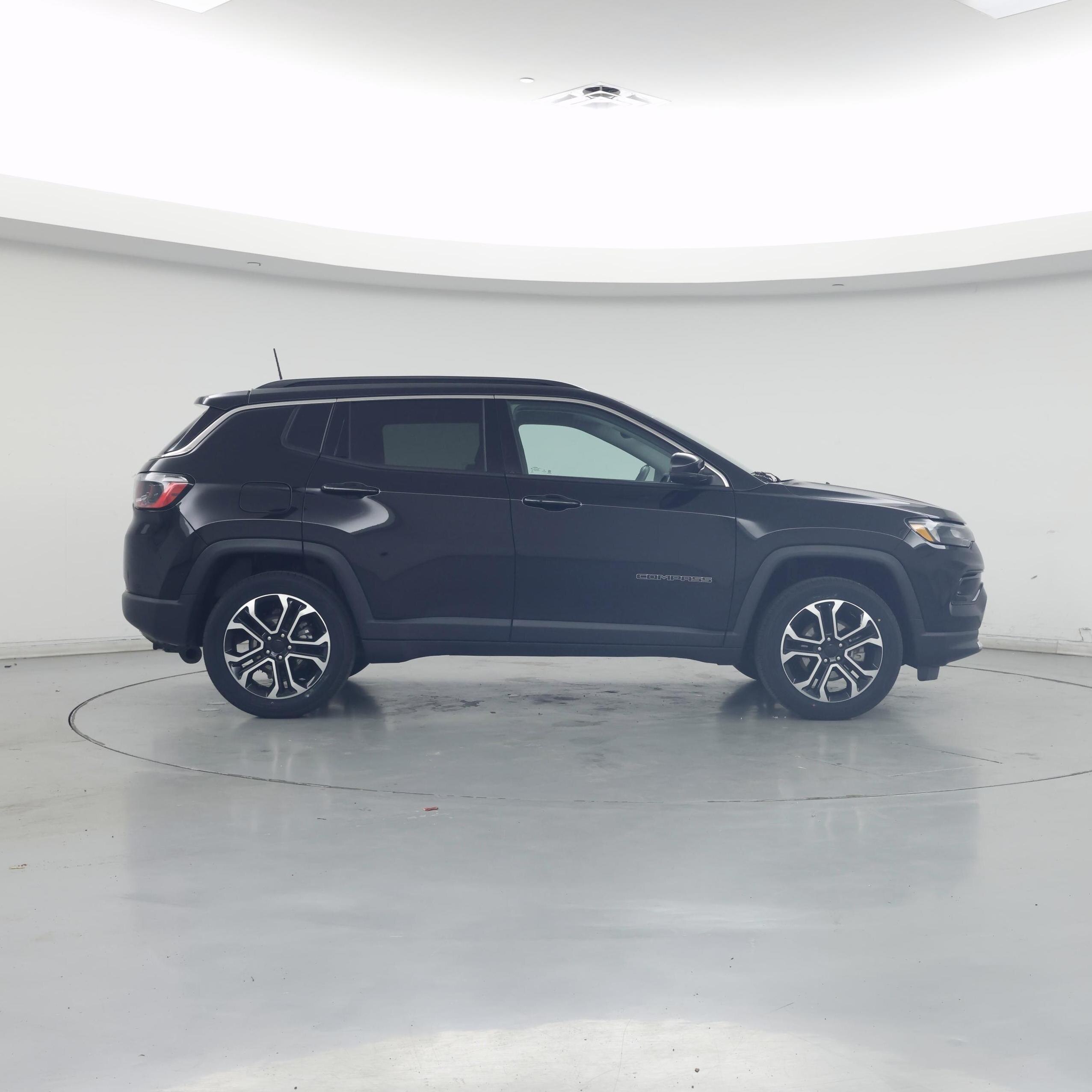 Thumbnail: 2022 Jeep Compass - 7