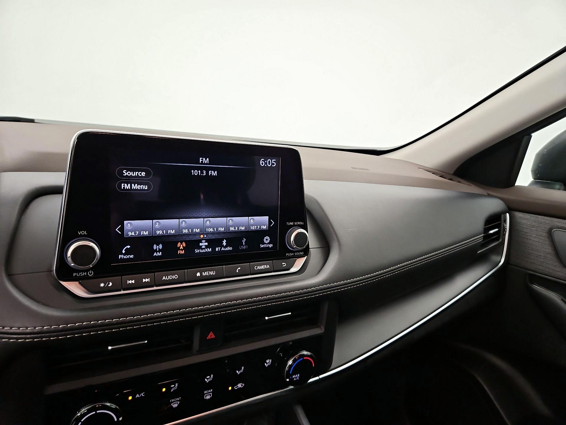 Thumbnail: 2023 Nissan Rogue - 15