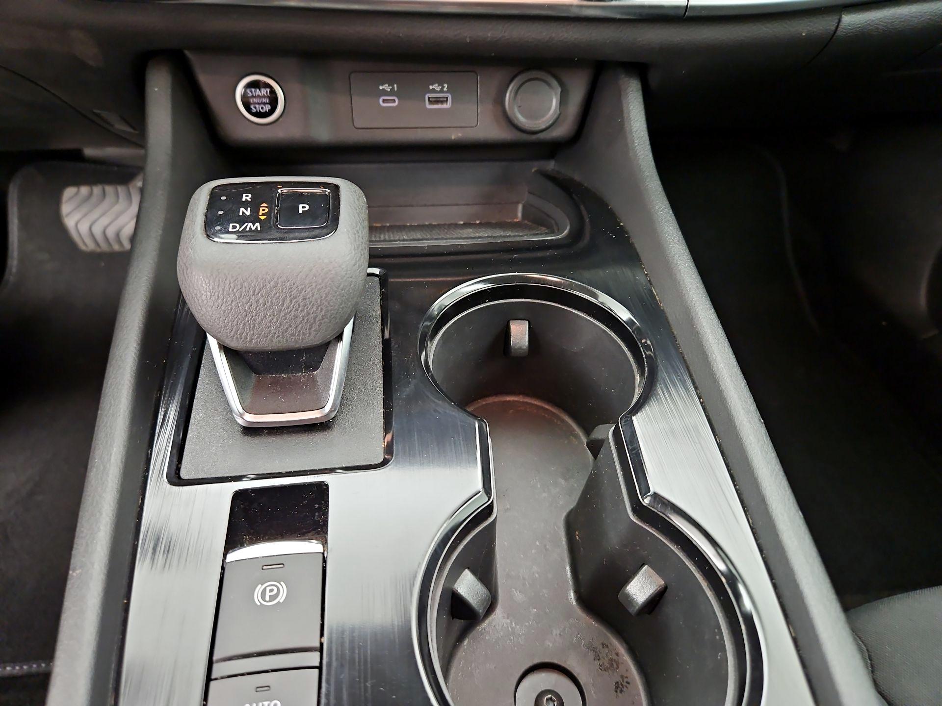 Thumbnail: 2023 Nissan Rogue - 17