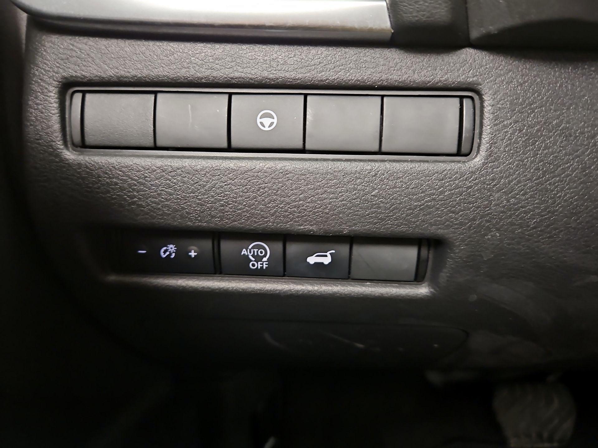 Thumbnail: 2023 Nissan Rogue - 13