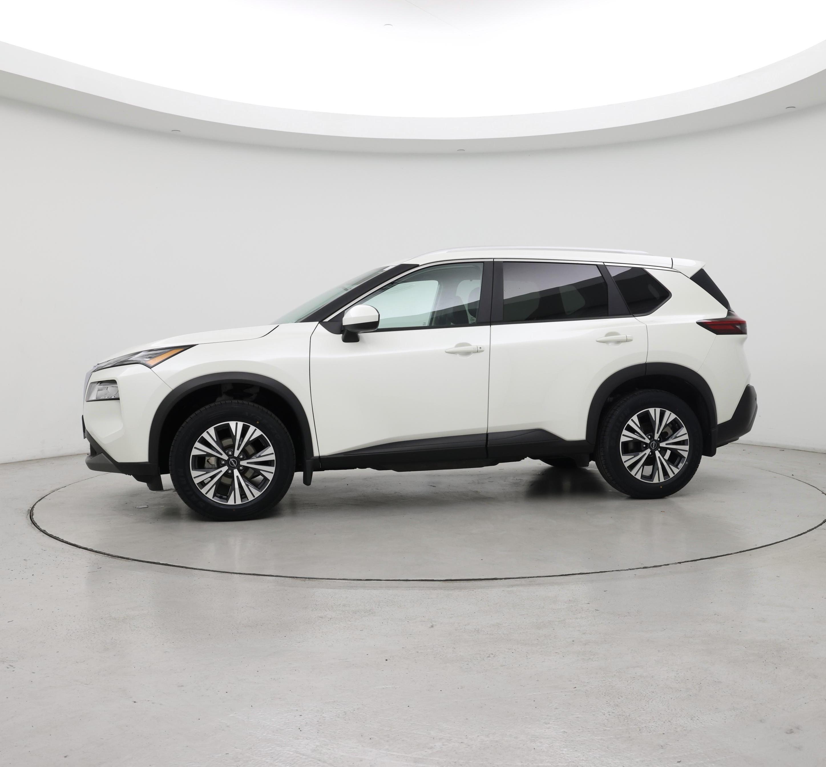 Thumbnail: 2023 Nissan Rogue - 3