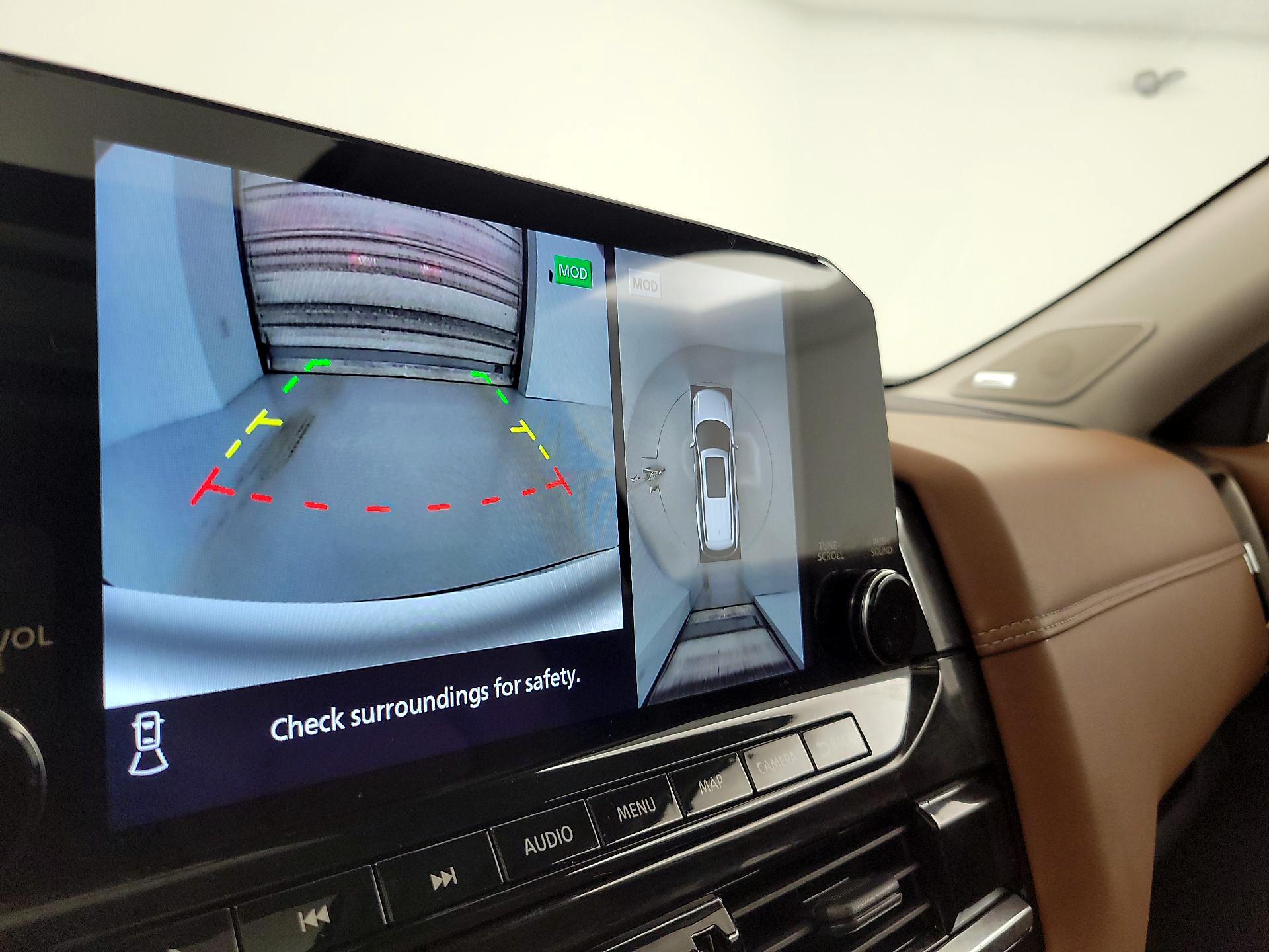 Thumbnail: 2023 Nissan Pathfinder - 15