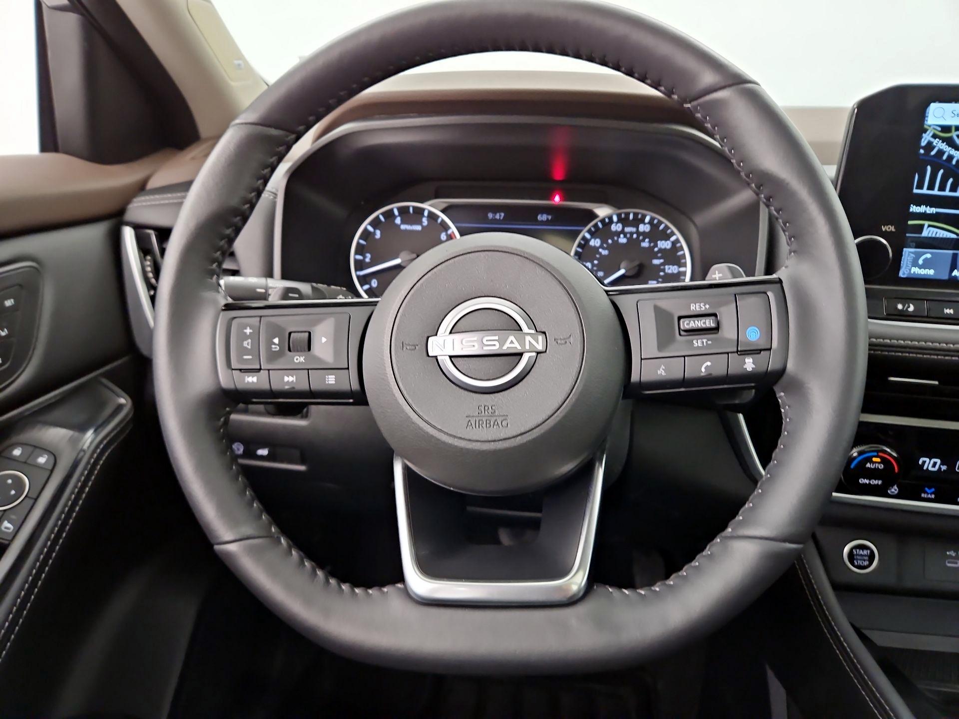 Thumbnail: 2023 Nissan Rogue - 10