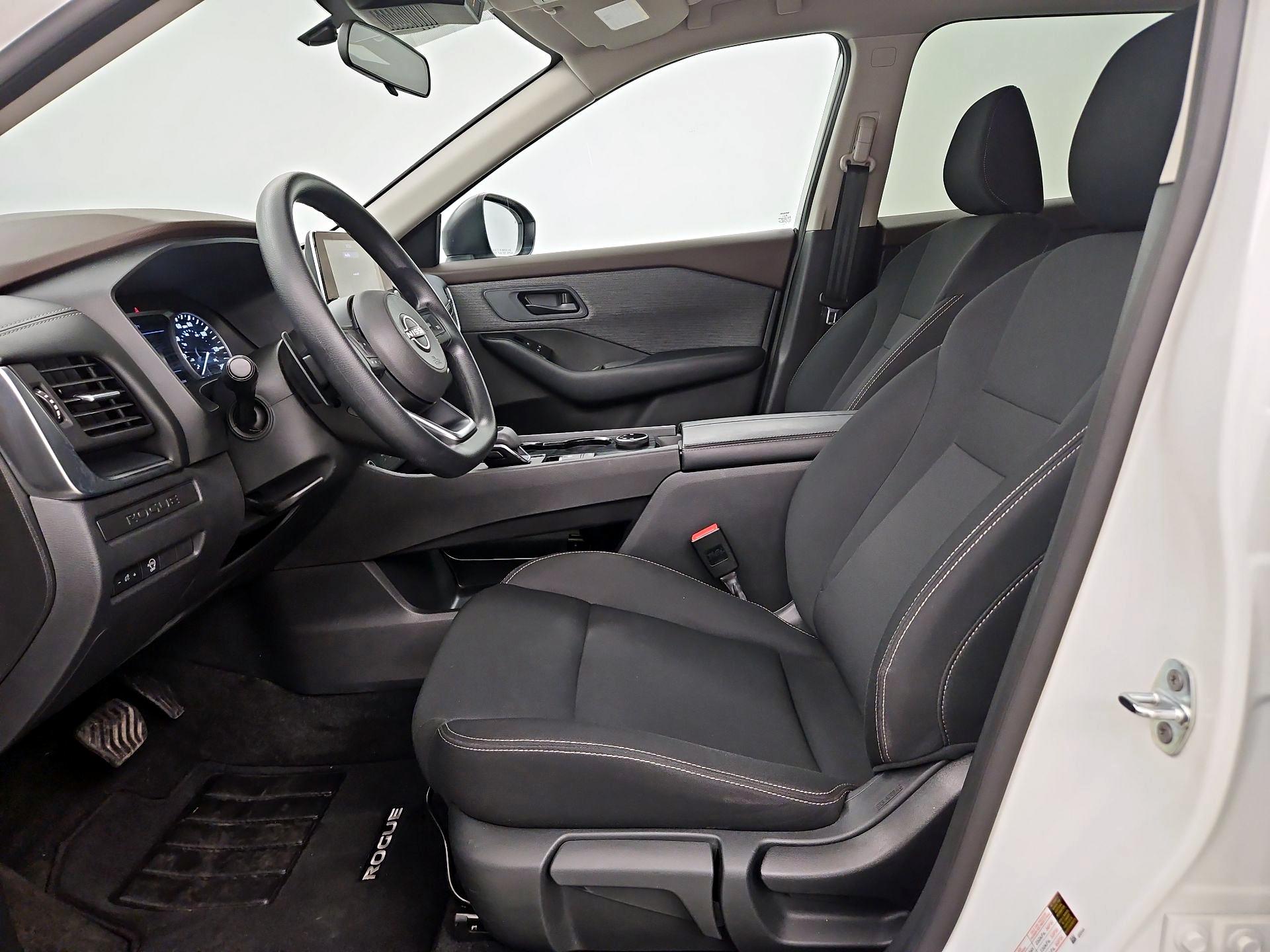 Thumbnail: 2023 Nissan Rogue - 11