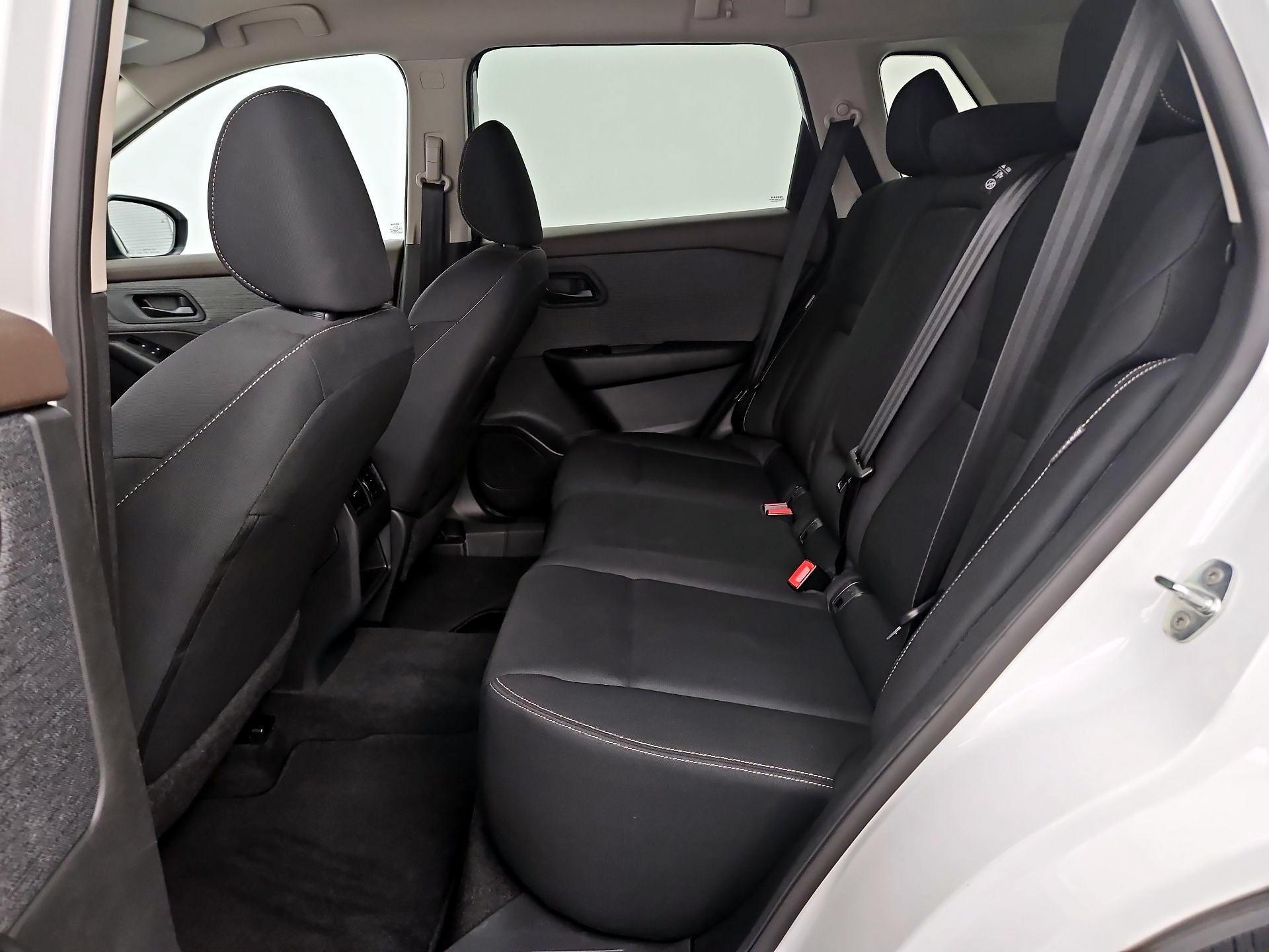 Thumbnail: 2023 Nissan Rogue - 19