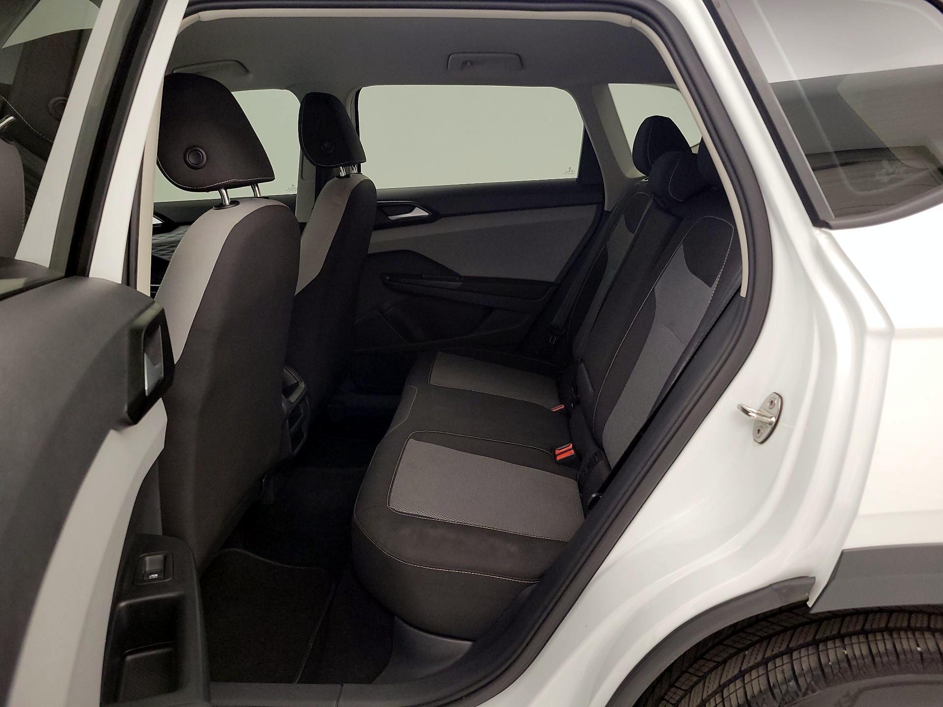 Thumbnail: 2022 Volkswagen Taos - 19