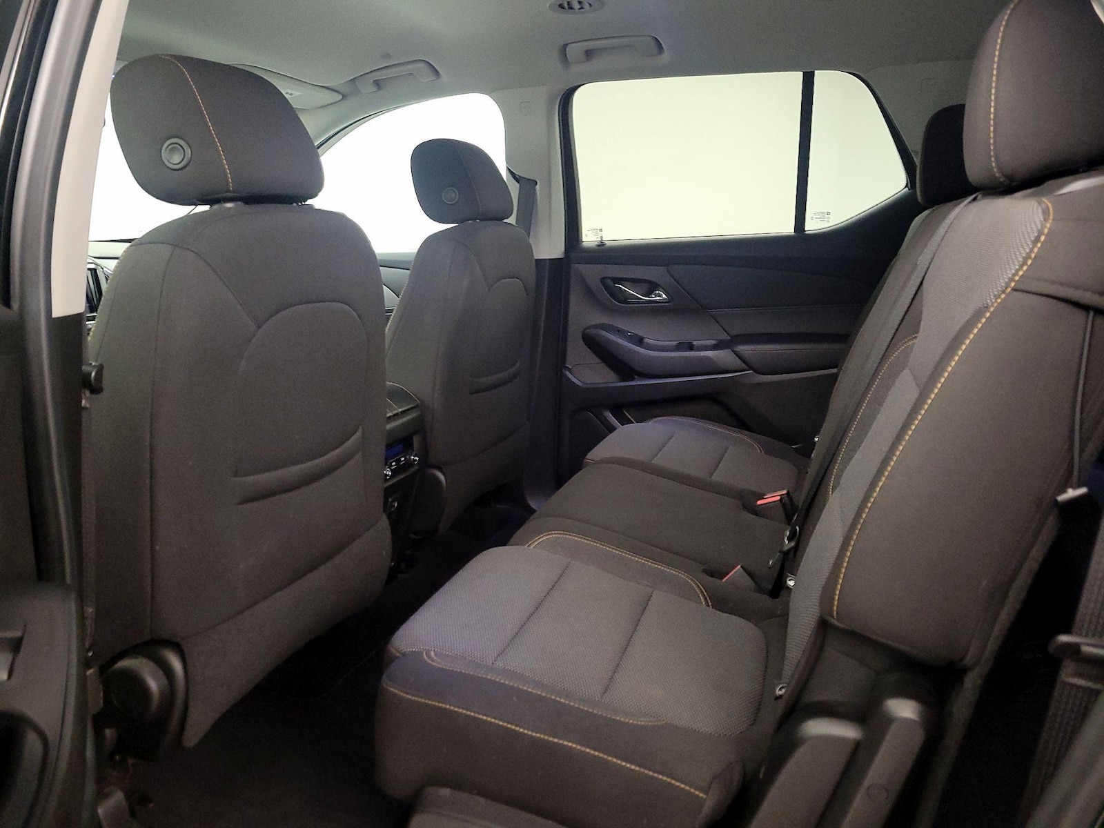 2021 Chevrolet Traverse LS - Photo 19