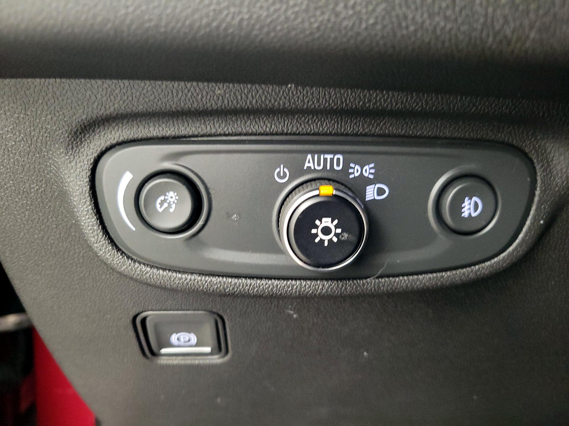 Thumbnail: 2020 GMC Terrain - 13