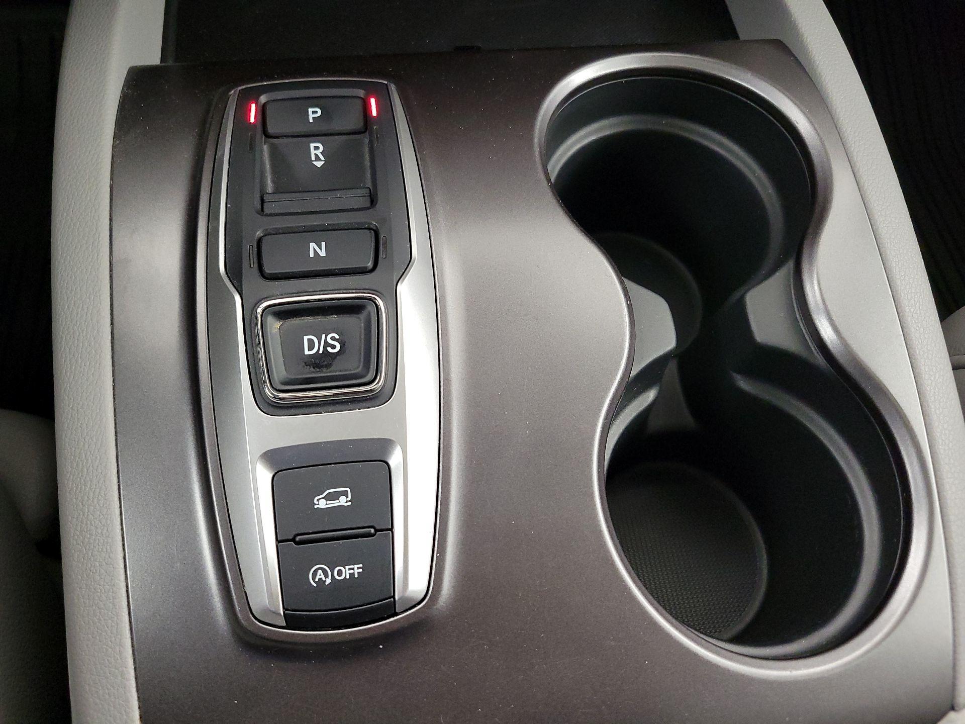 Thumbnail: 2022 Honda Pilot - 17