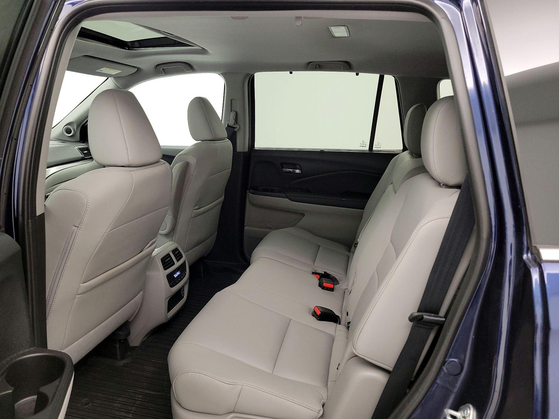 Thumbnail: 2022 Honda Pilot - 20