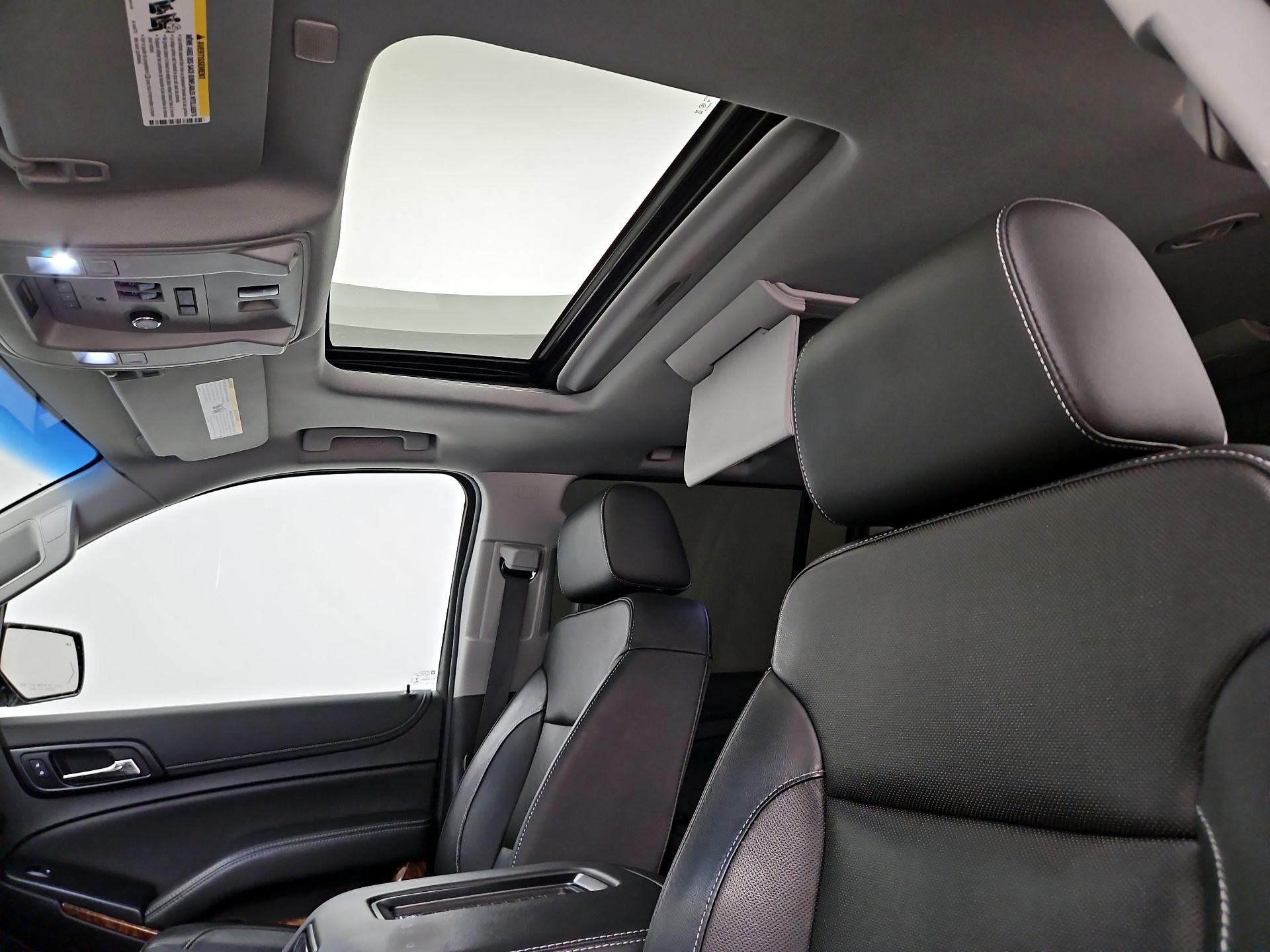 Thumbnail: 2020 Chevrolet Suburban - 20