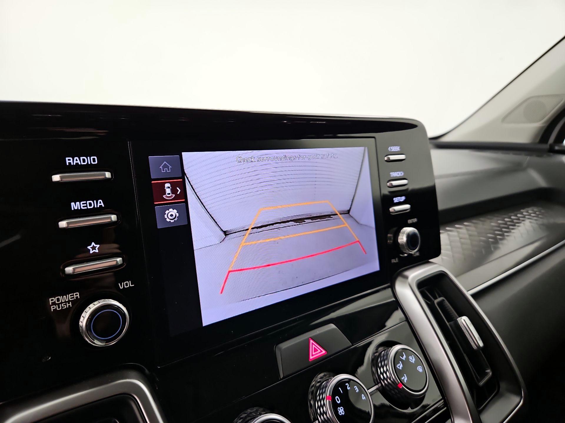 Thumbnail: 2023 Kia Sorento - 14