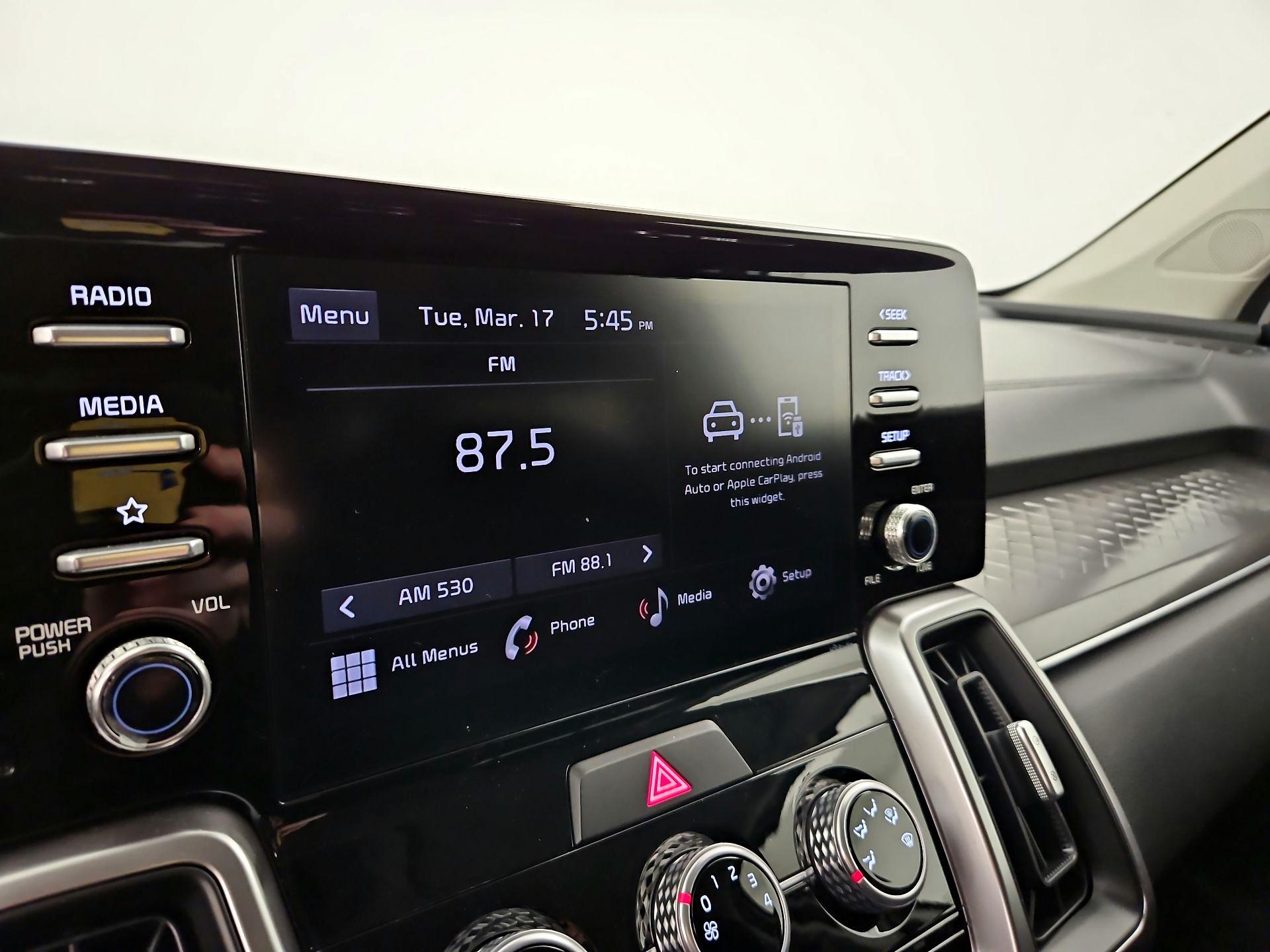 Thumbnail: 2023 Kia Sorento - 15