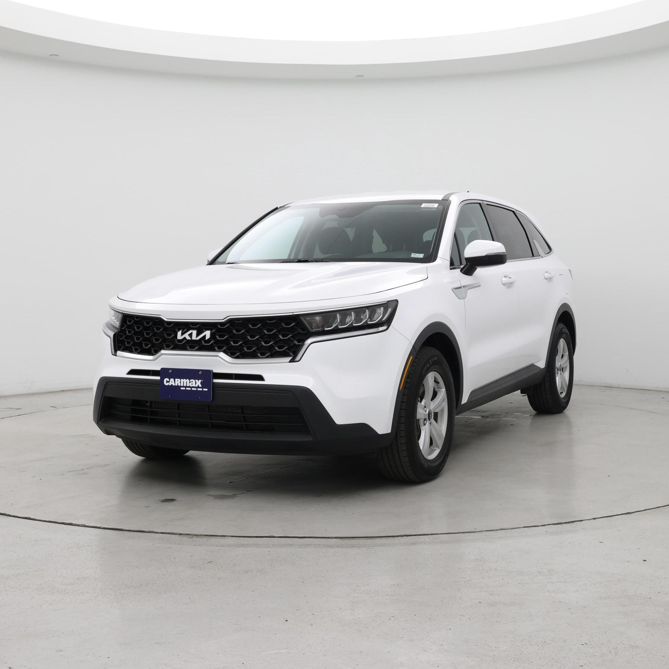 Thumbnail: 2023 Kia Sorento - 4