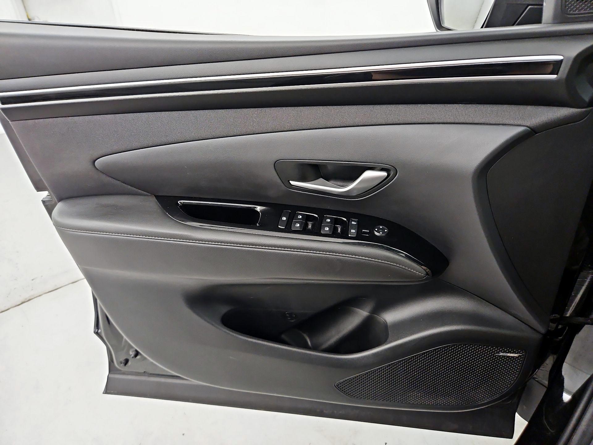 Thumbnail: 2022 Hyundai Tucson - 12