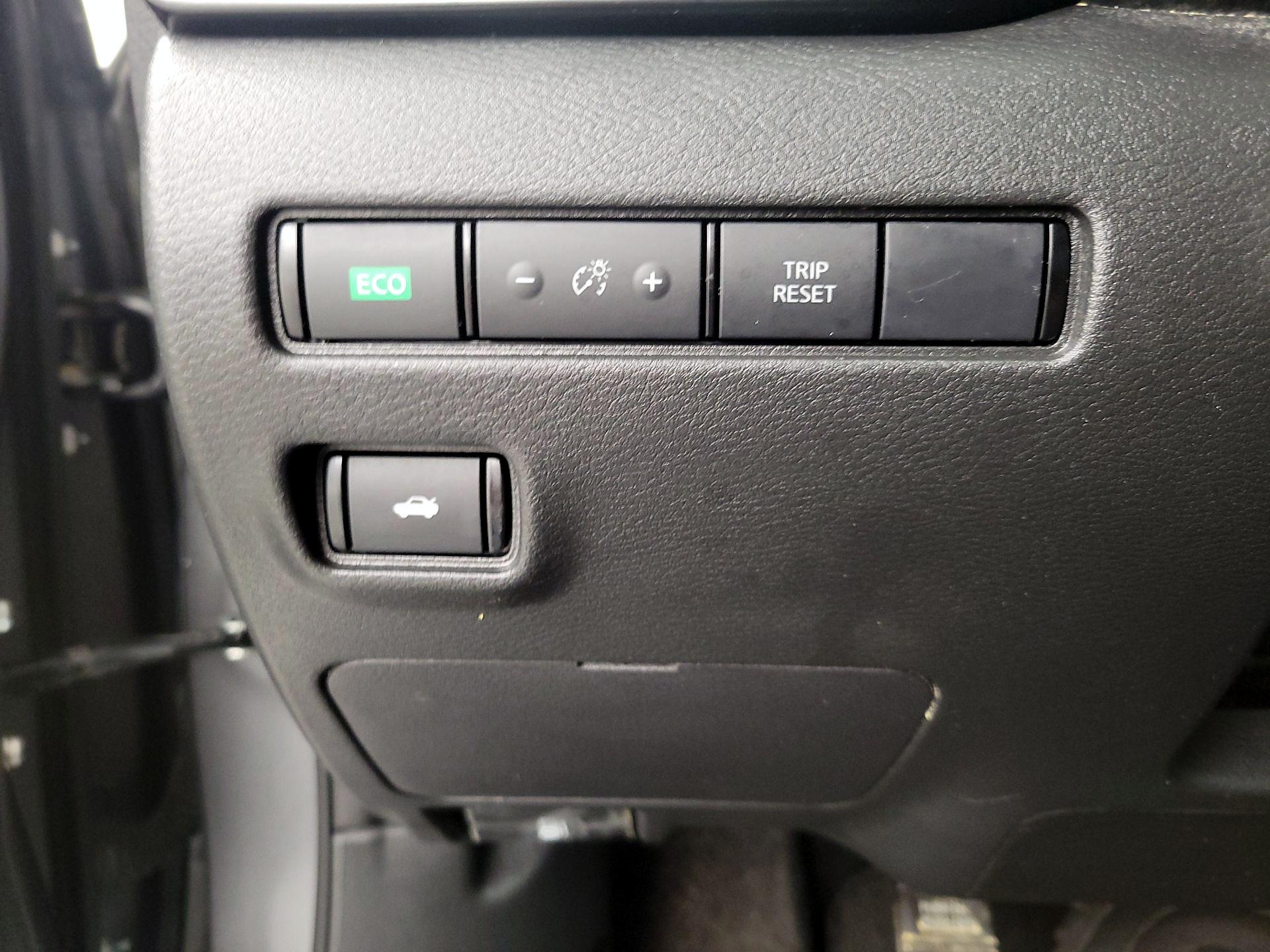 Thumbnail: 2023 Nissan Sentra - 13