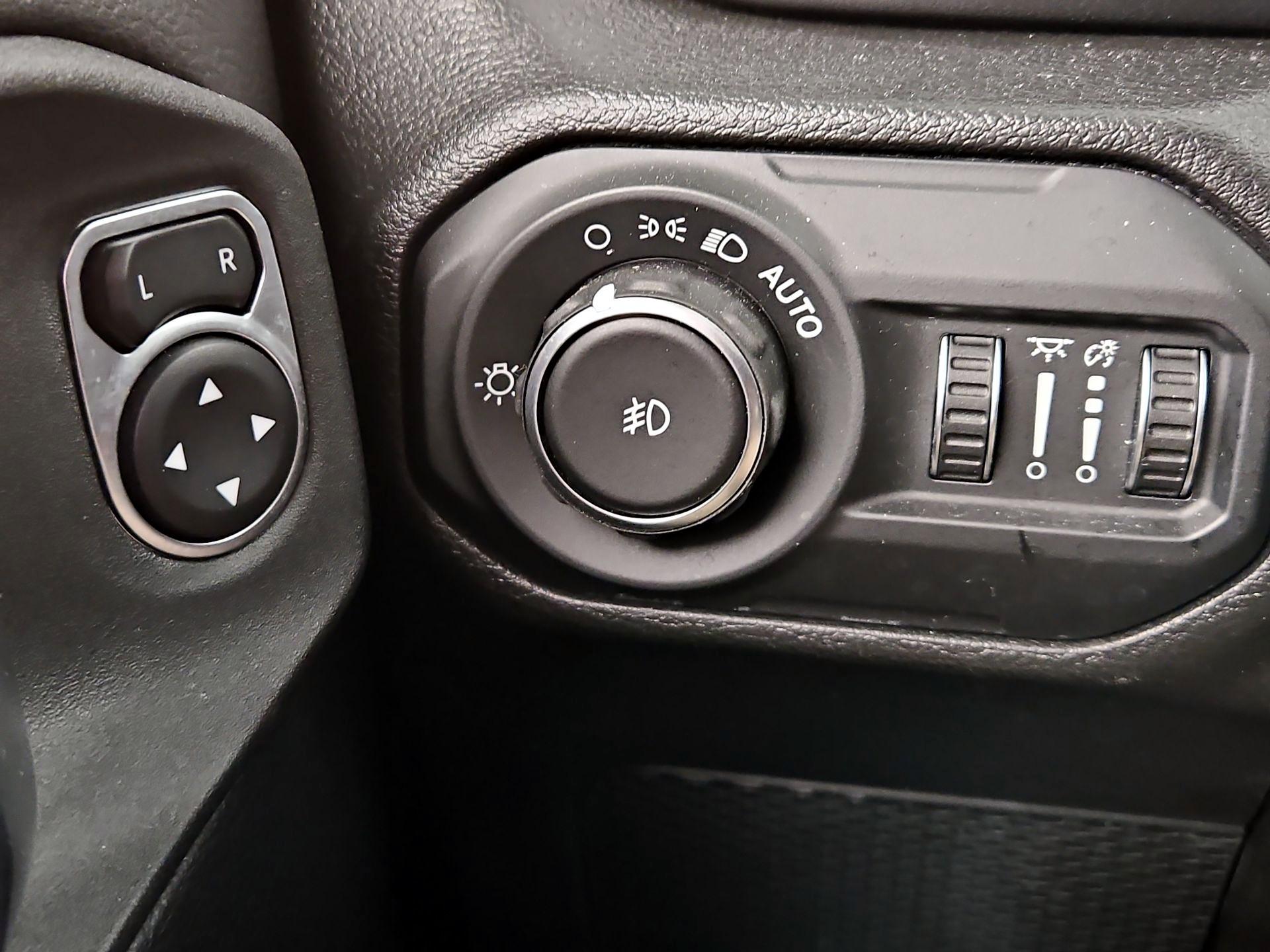 Thumbnail: 2022 Jeep Wrangler - 13