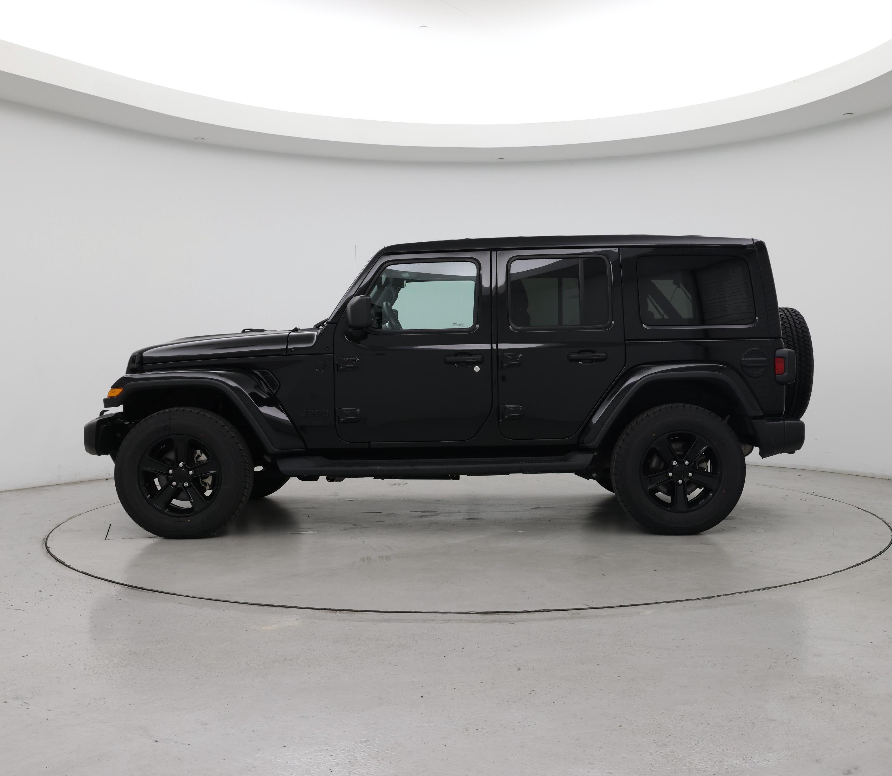 Thumbnail: 2022 Jeep Wrangler - 3