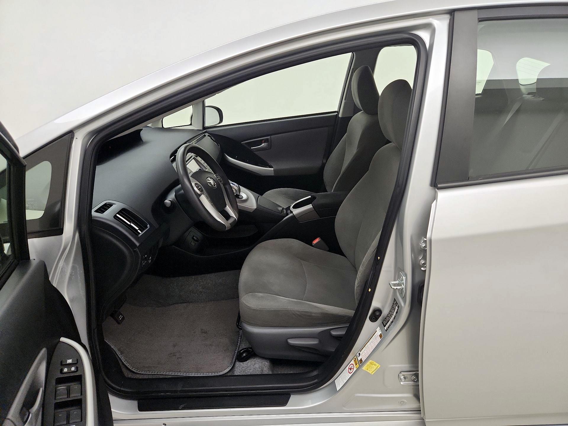 Thumbnail: 2014 Toyota Prius - 11