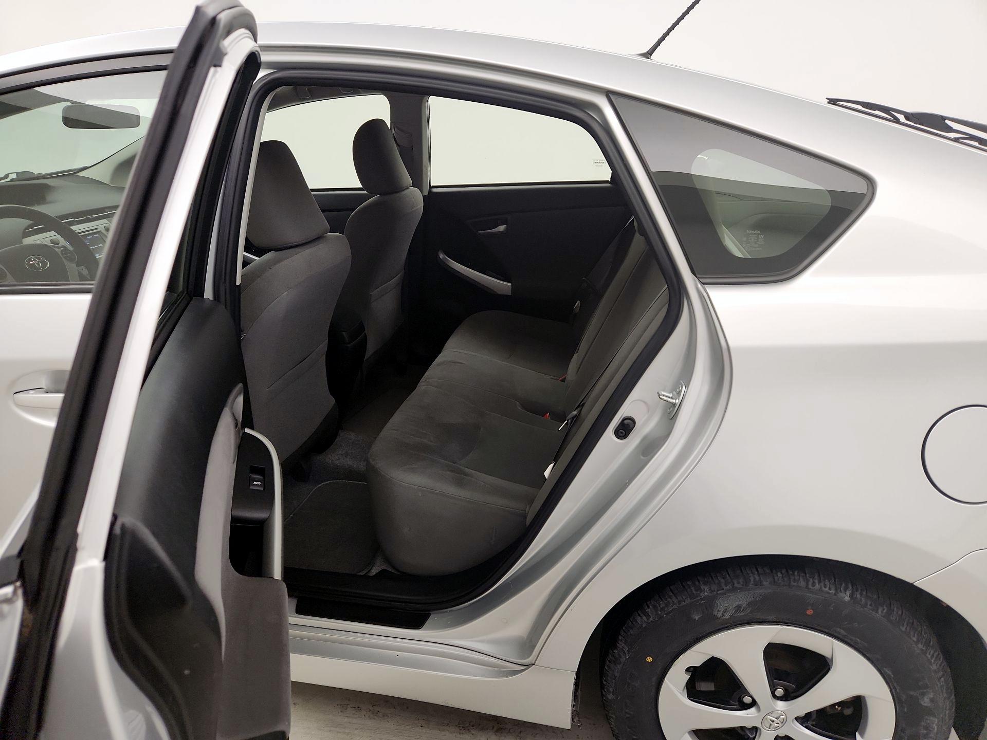 Thumbnail: 2014 Toyota Prius - 19