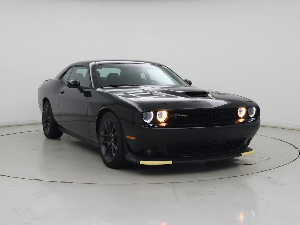 Dodge Challenger R/T Scat Pack RWD