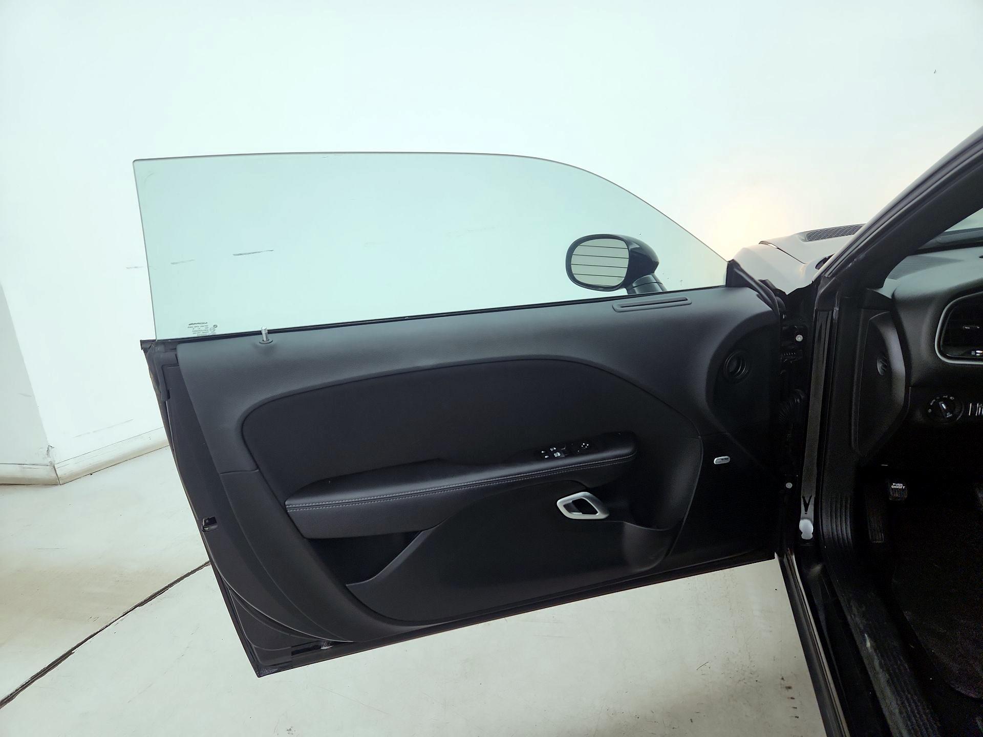 Thumbnail: 2022 Dodge Challenger - 12