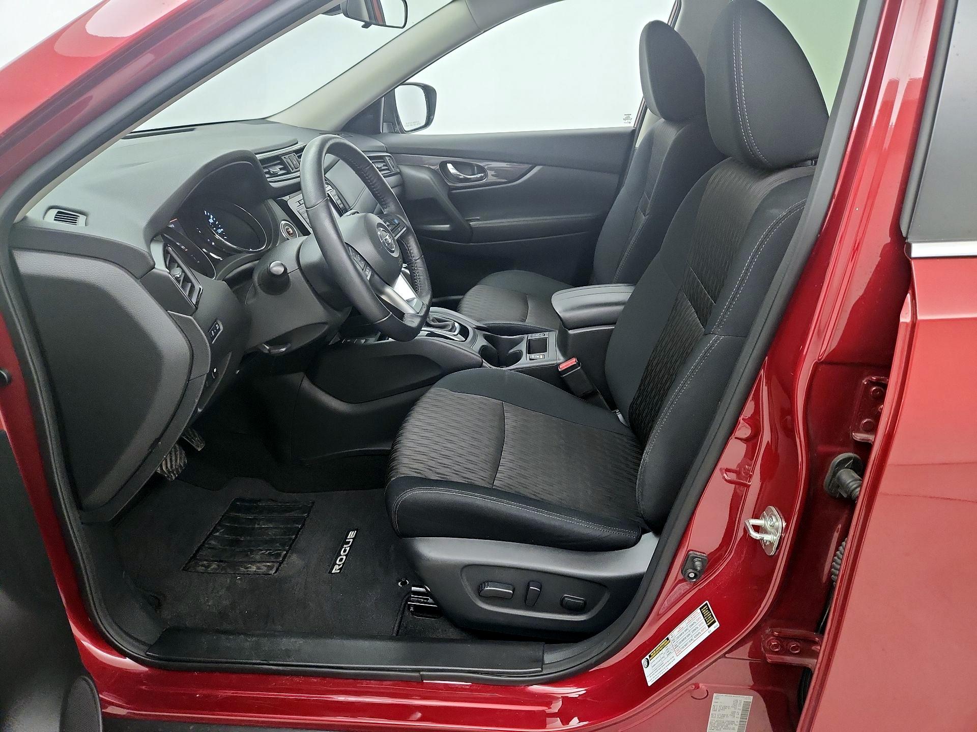 Thumbnail: 2019 Nissan Rogue - 11