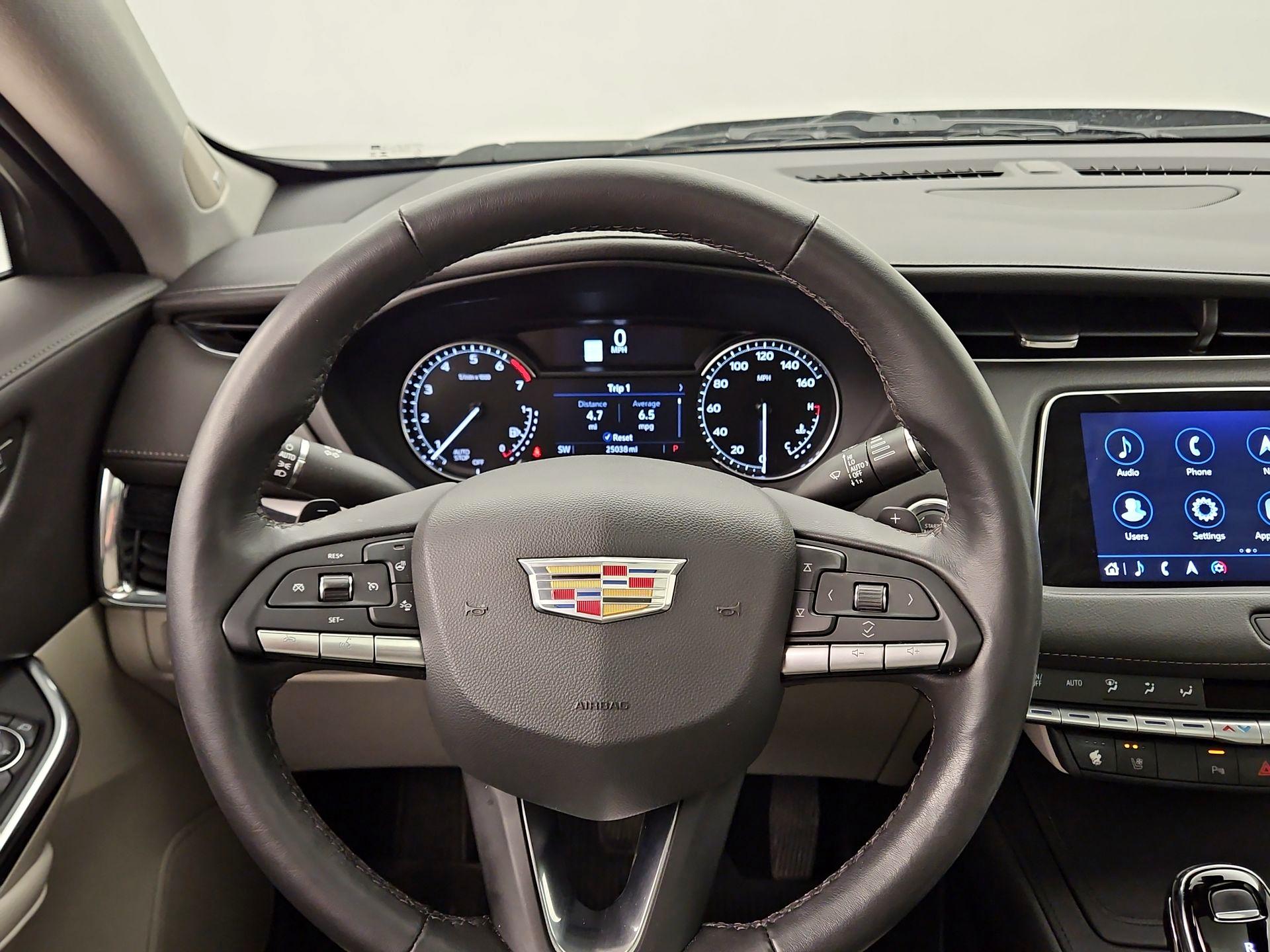 Thumbnail: 2023 Cadillac XT4 - 10