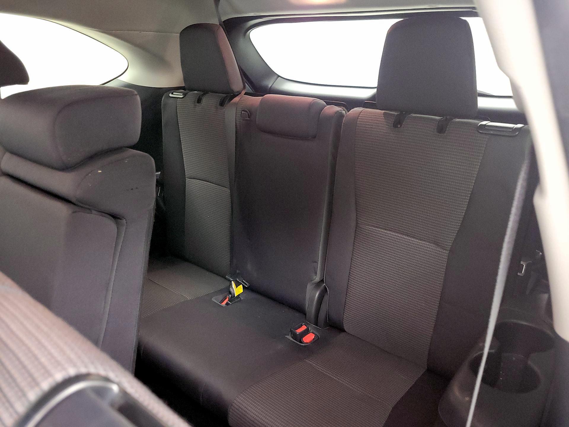 Thumbnail: 2023 Toyota Highlander - 20