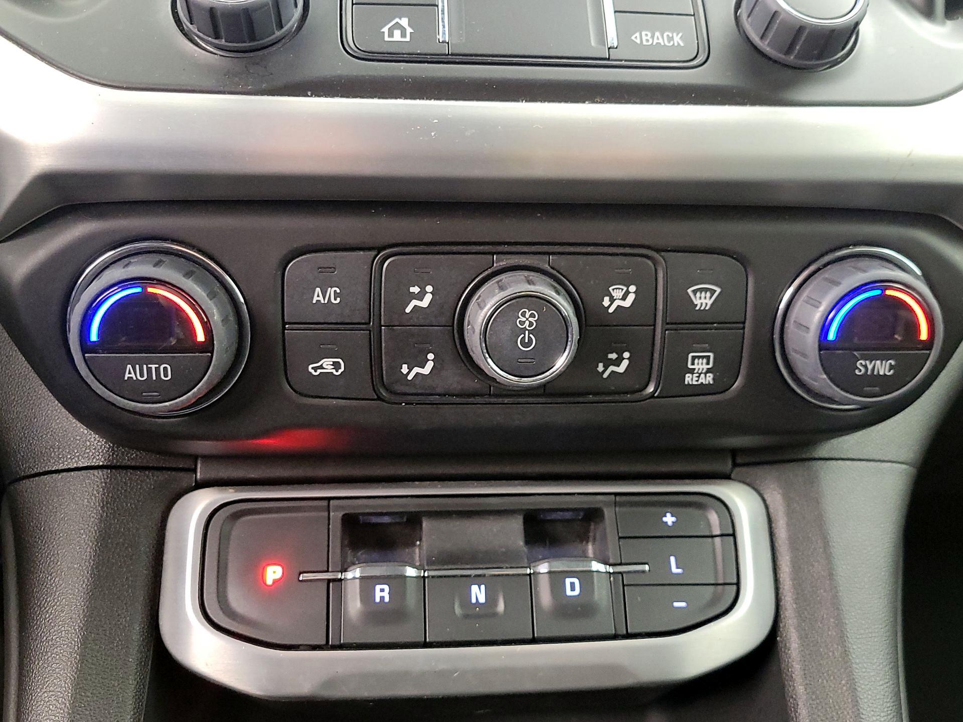 Thumbnail: 2023 GMC Acadia - 16